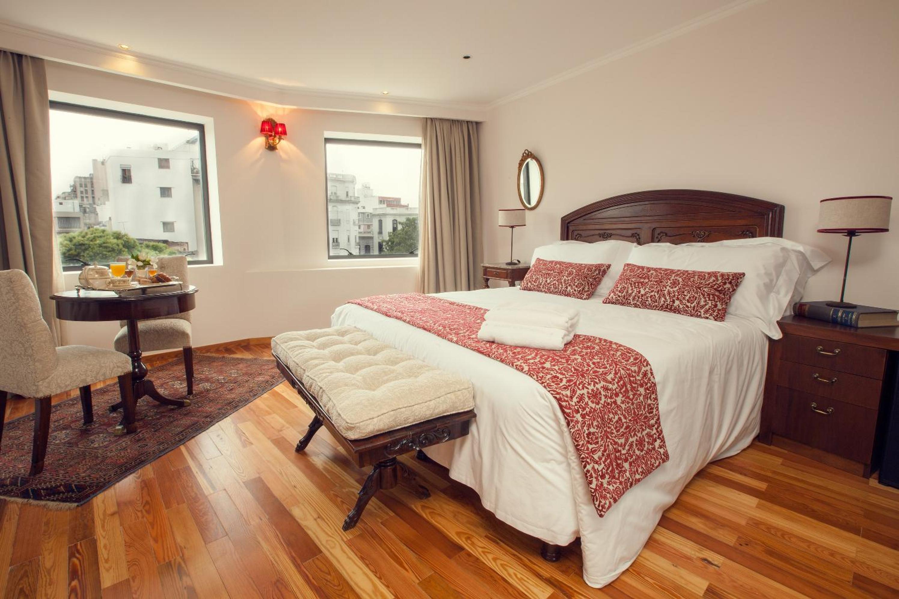 Superior Queen Room