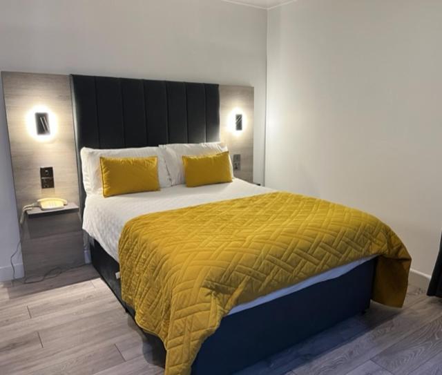 Double Room - Photo 6