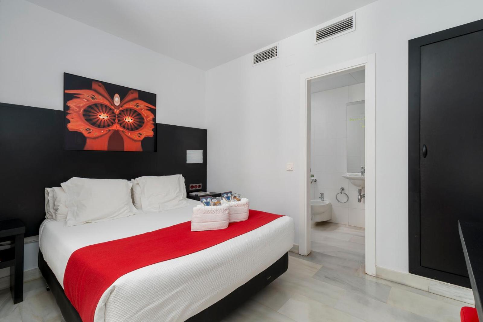 Budget Double Room photo 2