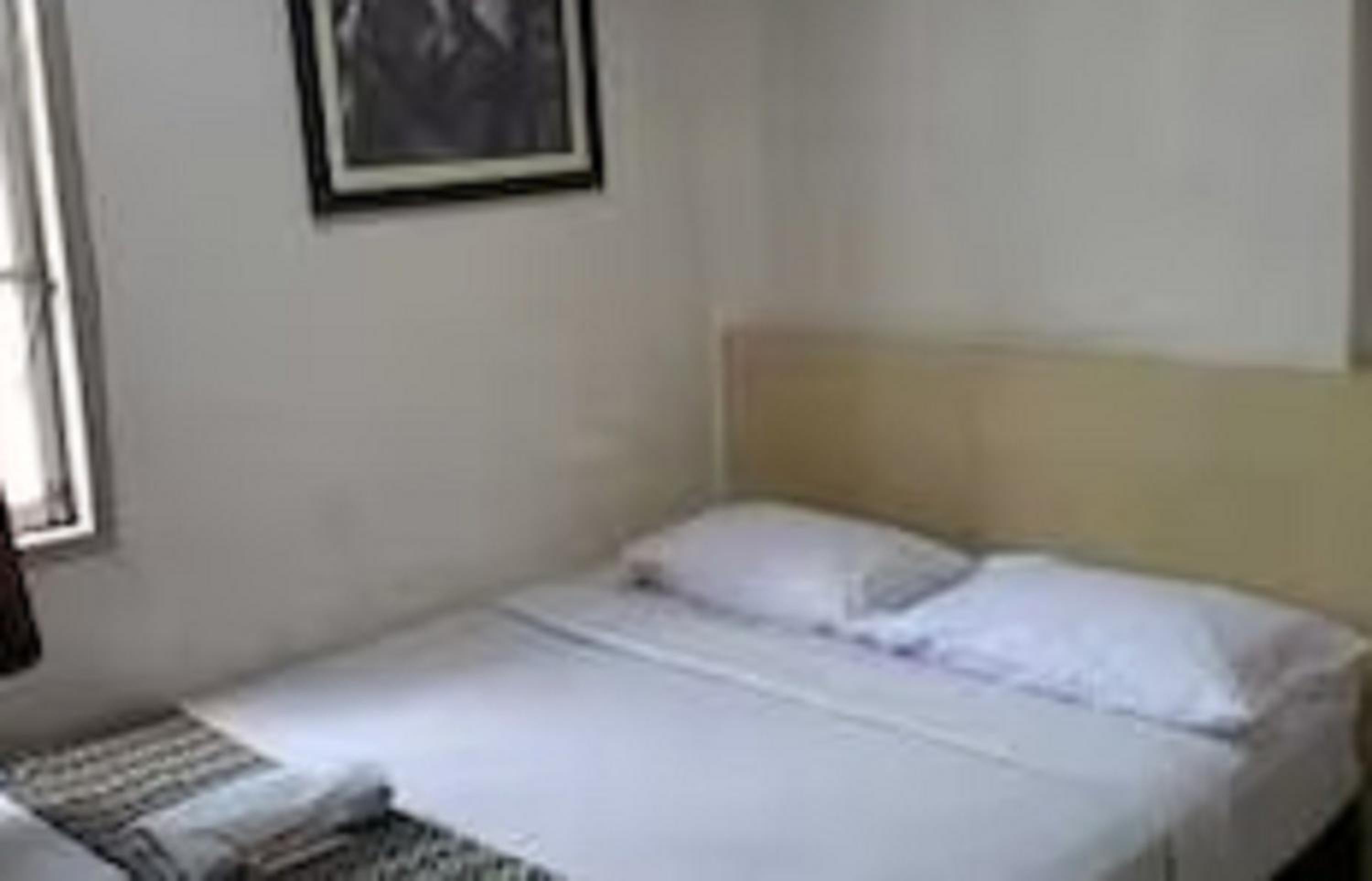 Deluxe King Room - Photo 3