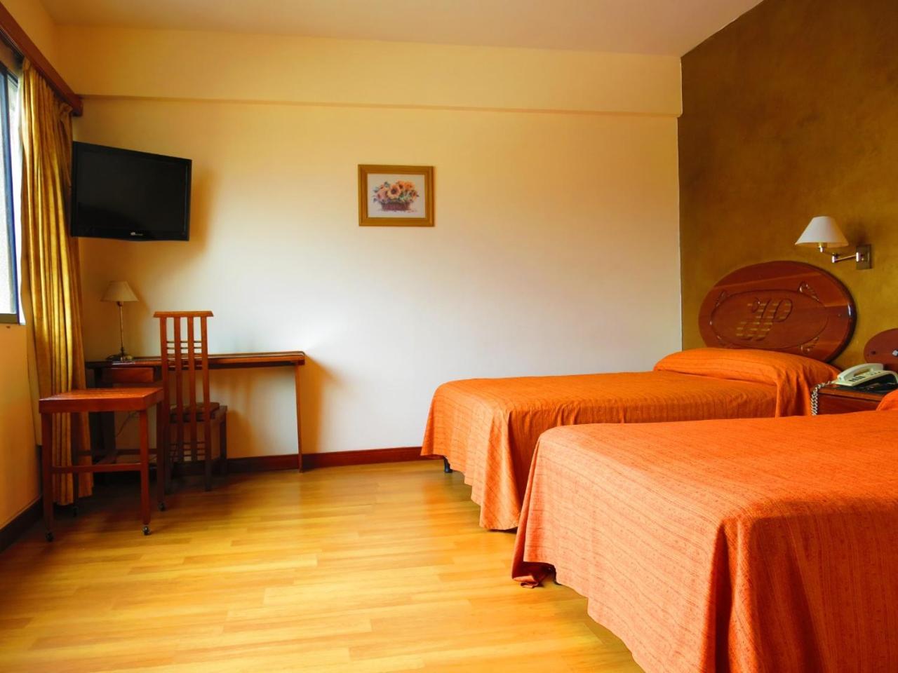 Double or Twin Room photo 1