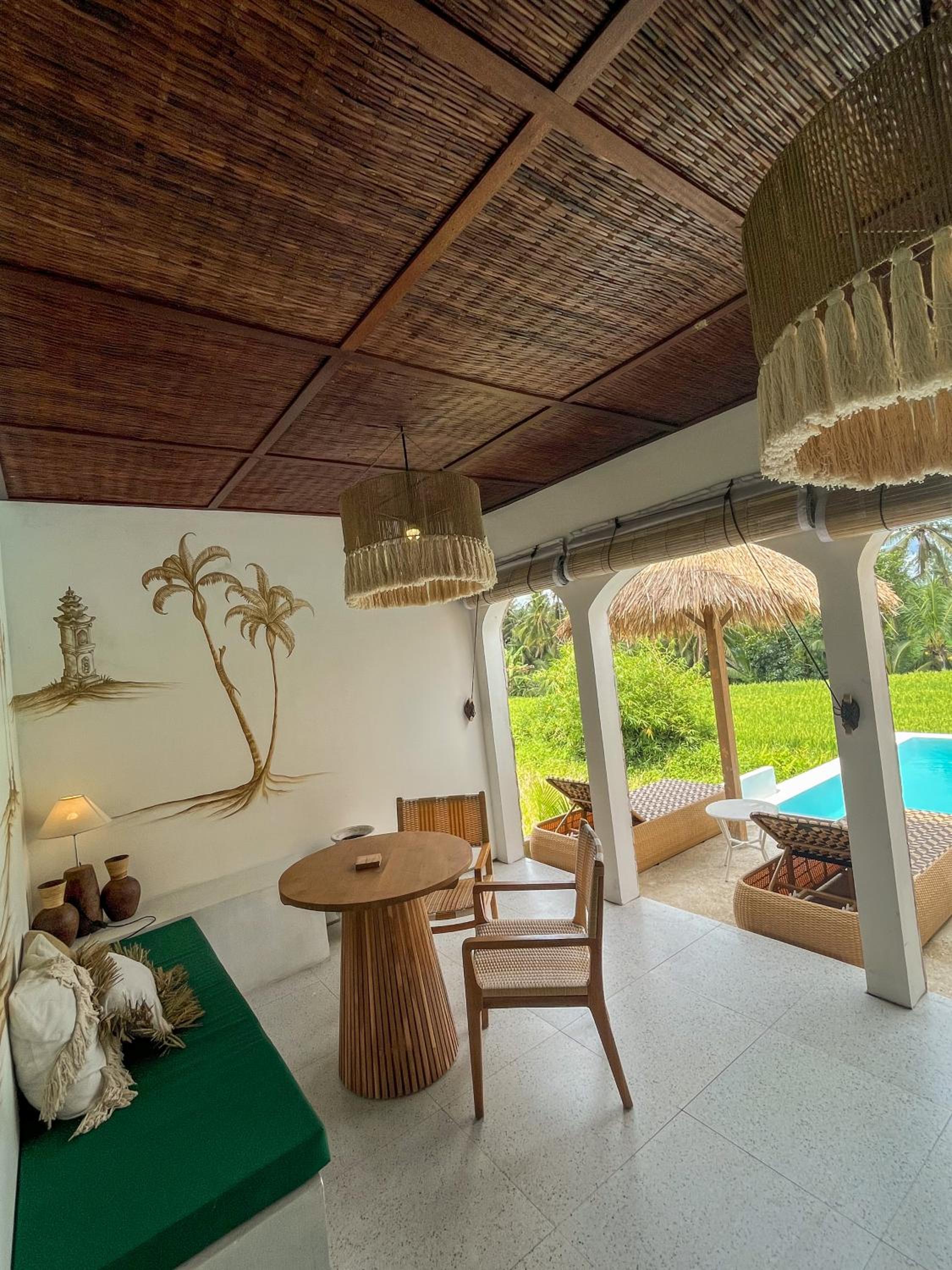 Villa with Private Pool - Photo 12