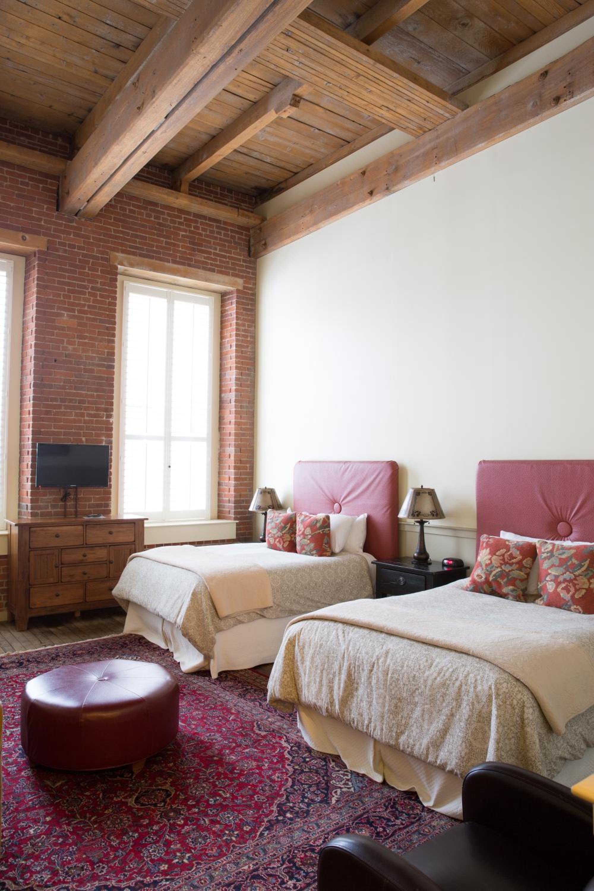Deluxe Queen Room with Two Queen Beds