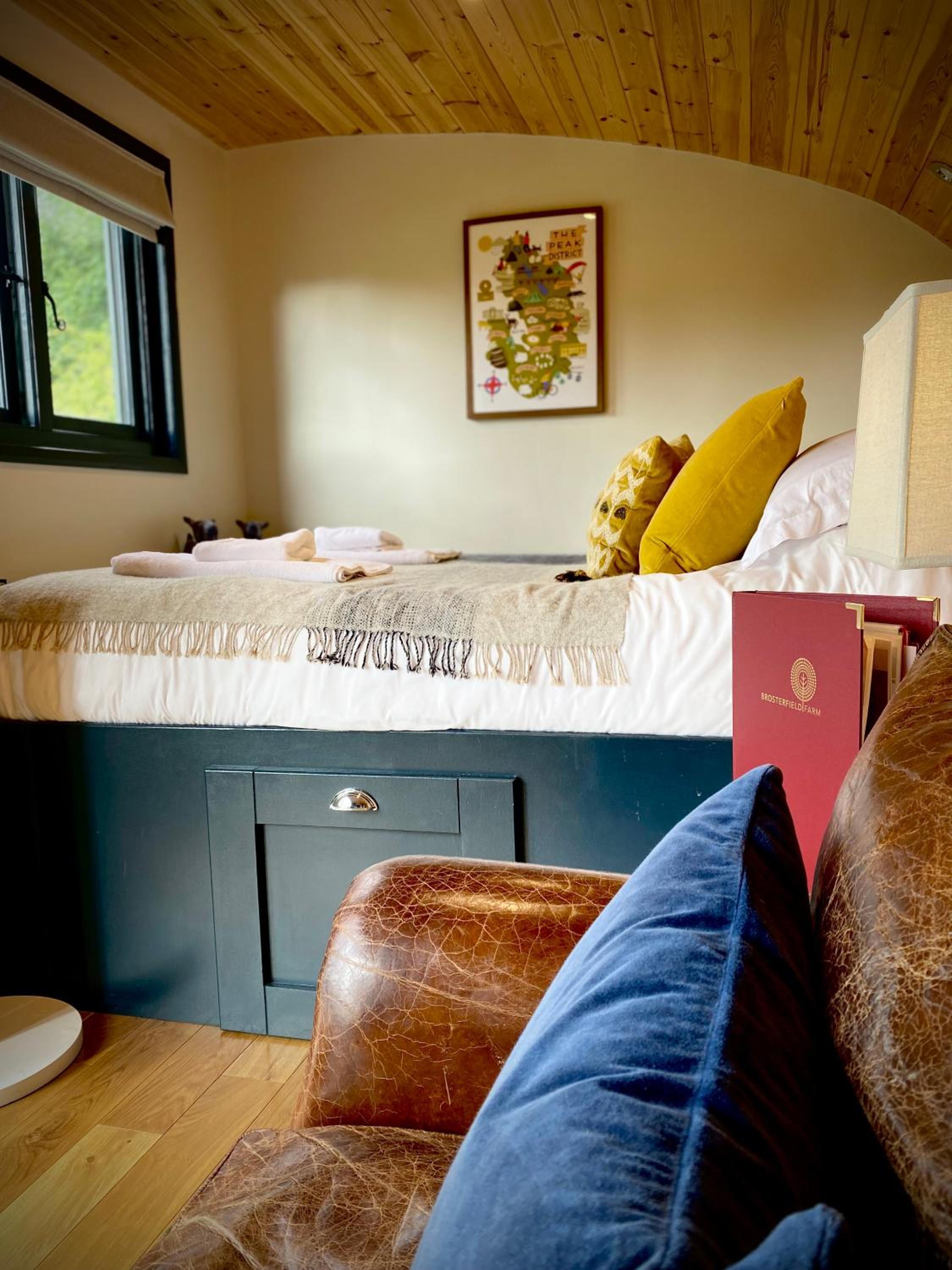 One-Bedroom Apartment - Photo 4