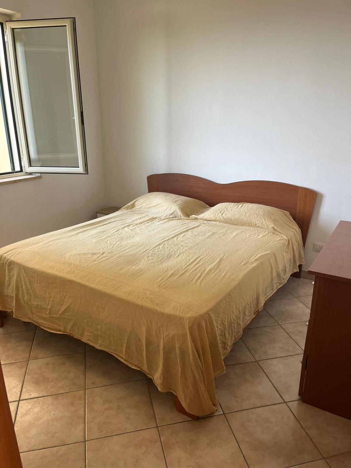 Two-Bedroom Apartment - Photo 2