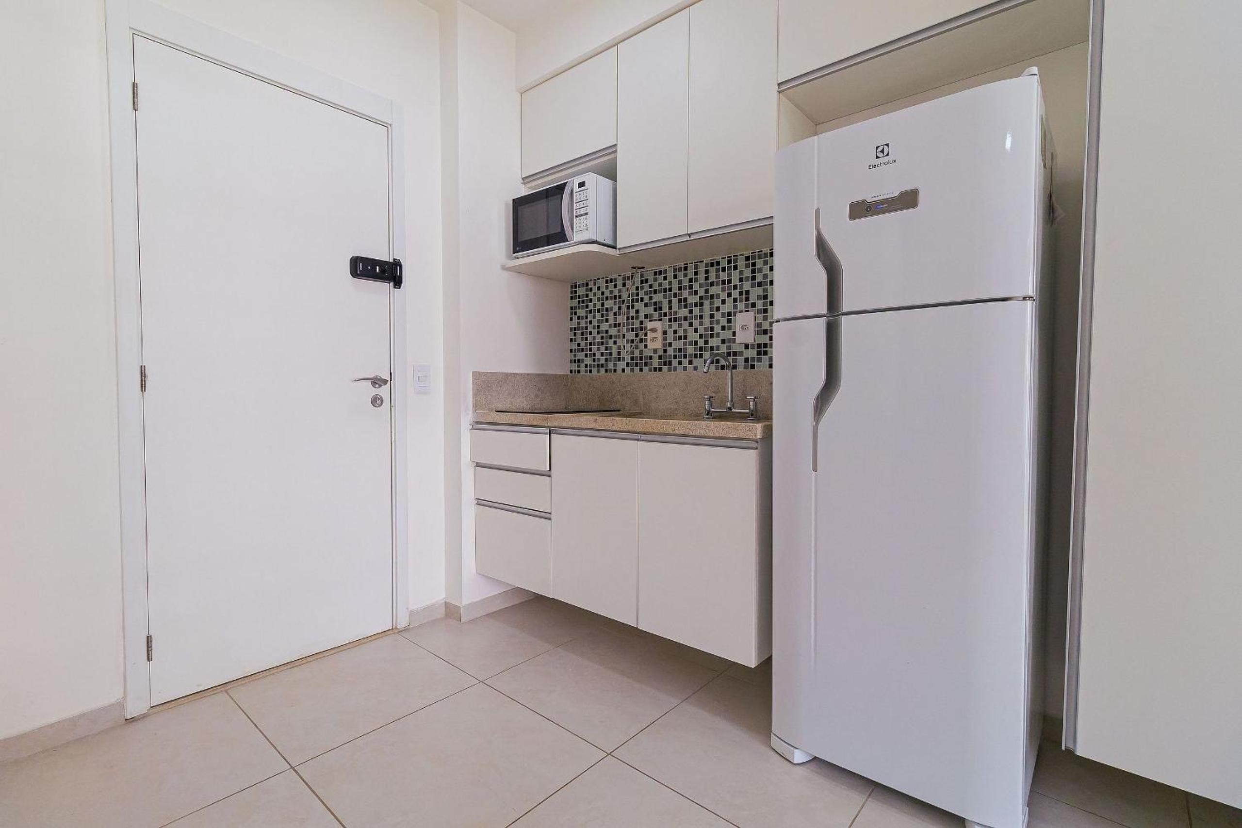 Studio Apartment - Photo 12