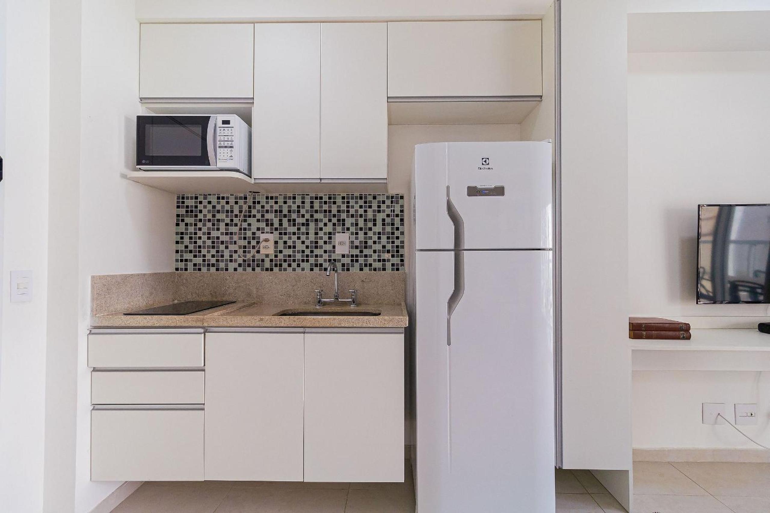 Studio Apartment - Photo 11