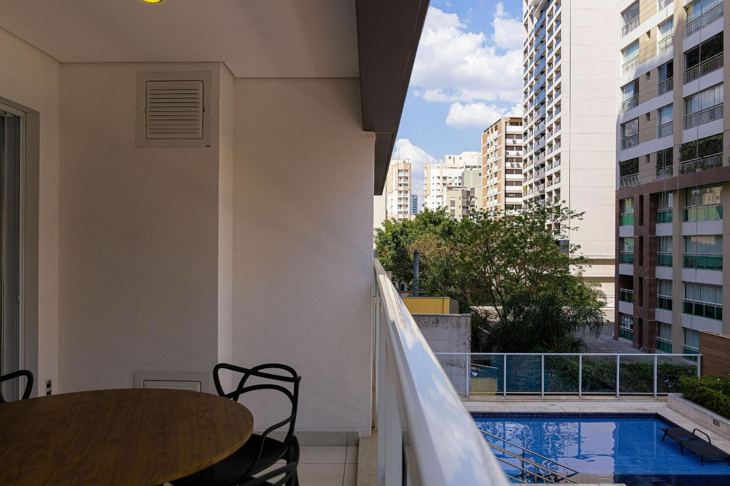 Studio Apartment - Photo 15