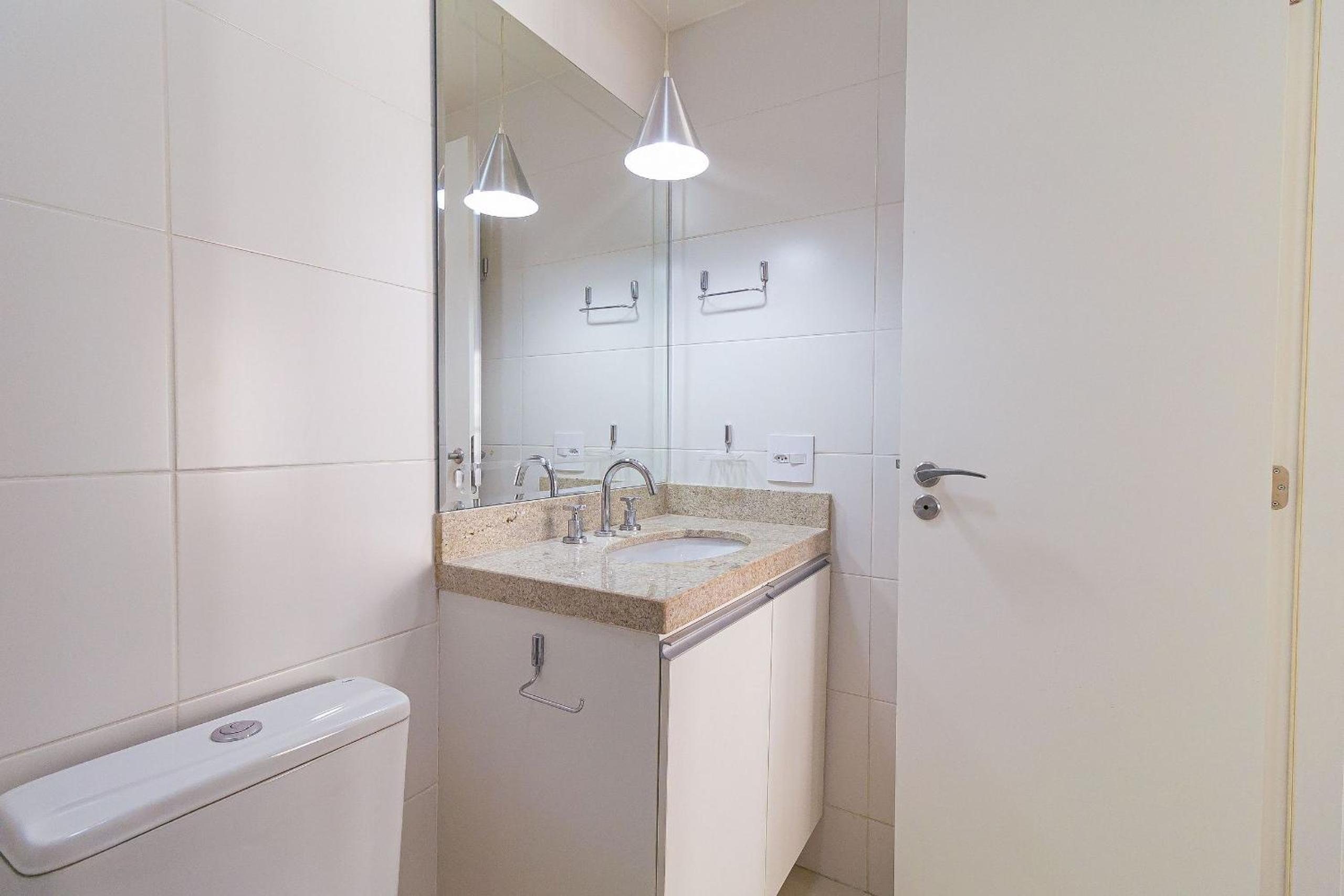Studio Apartment - Photo 18