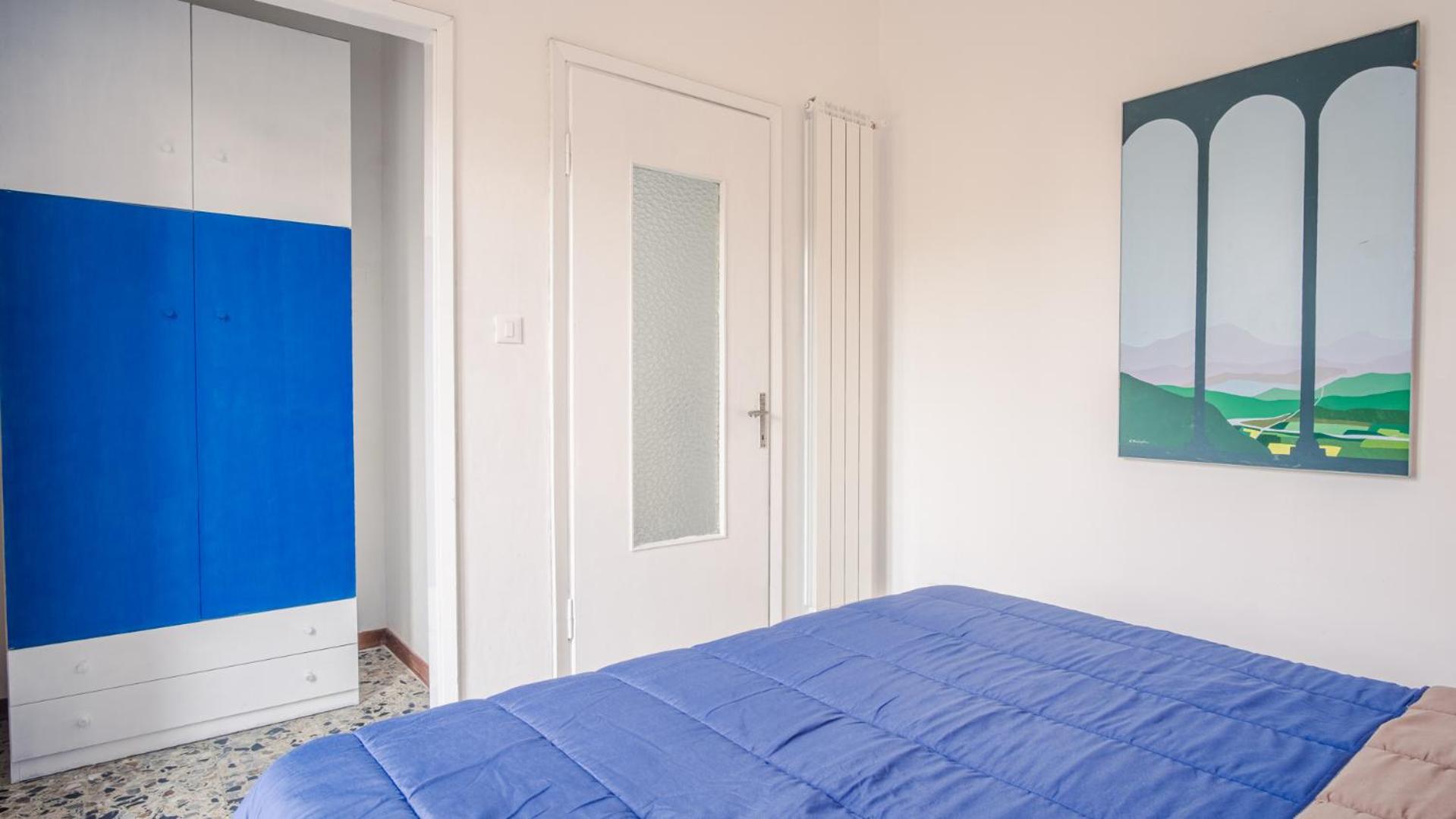 Three-Bedroom Apartment photo 2
