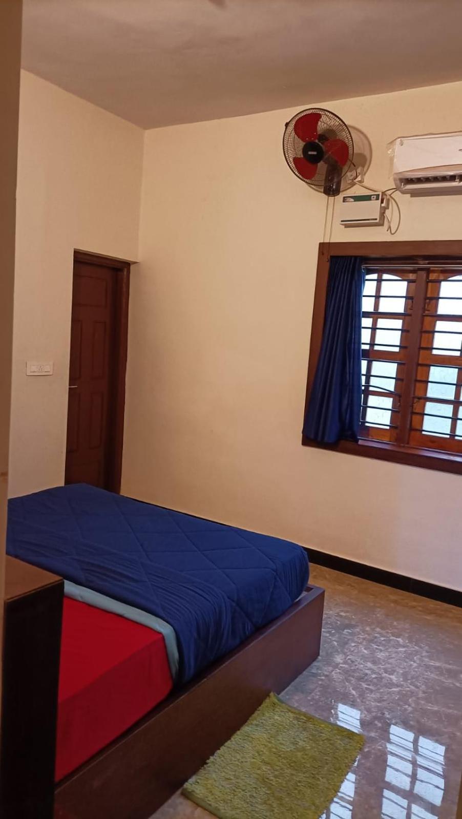 Deluxe Room - Photo 5
