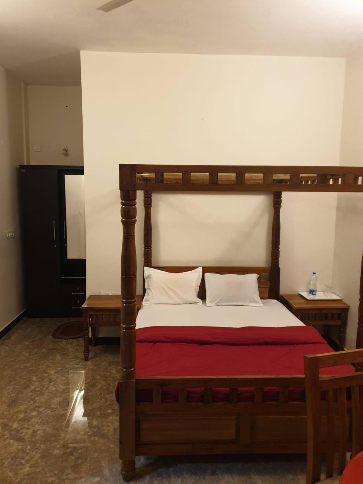 Deluxe Suite - Photo 1