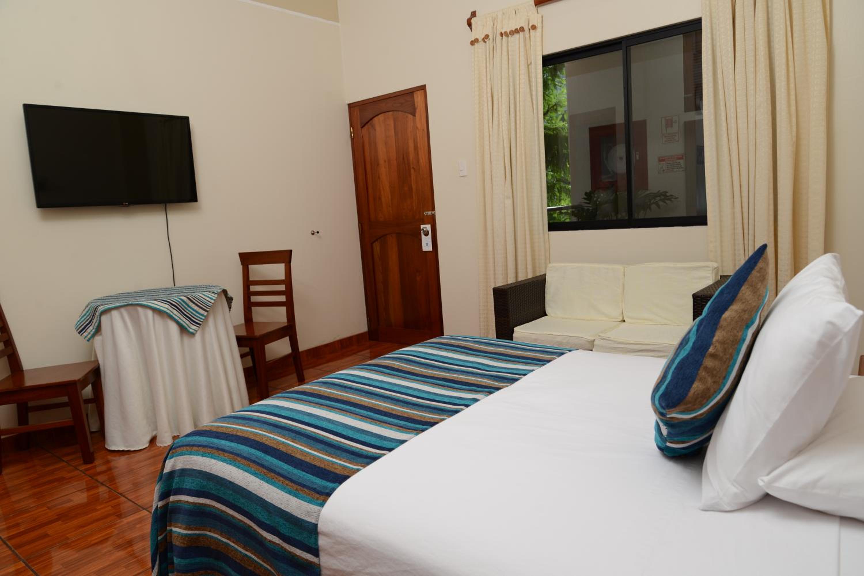 Standard Double Room photo 2