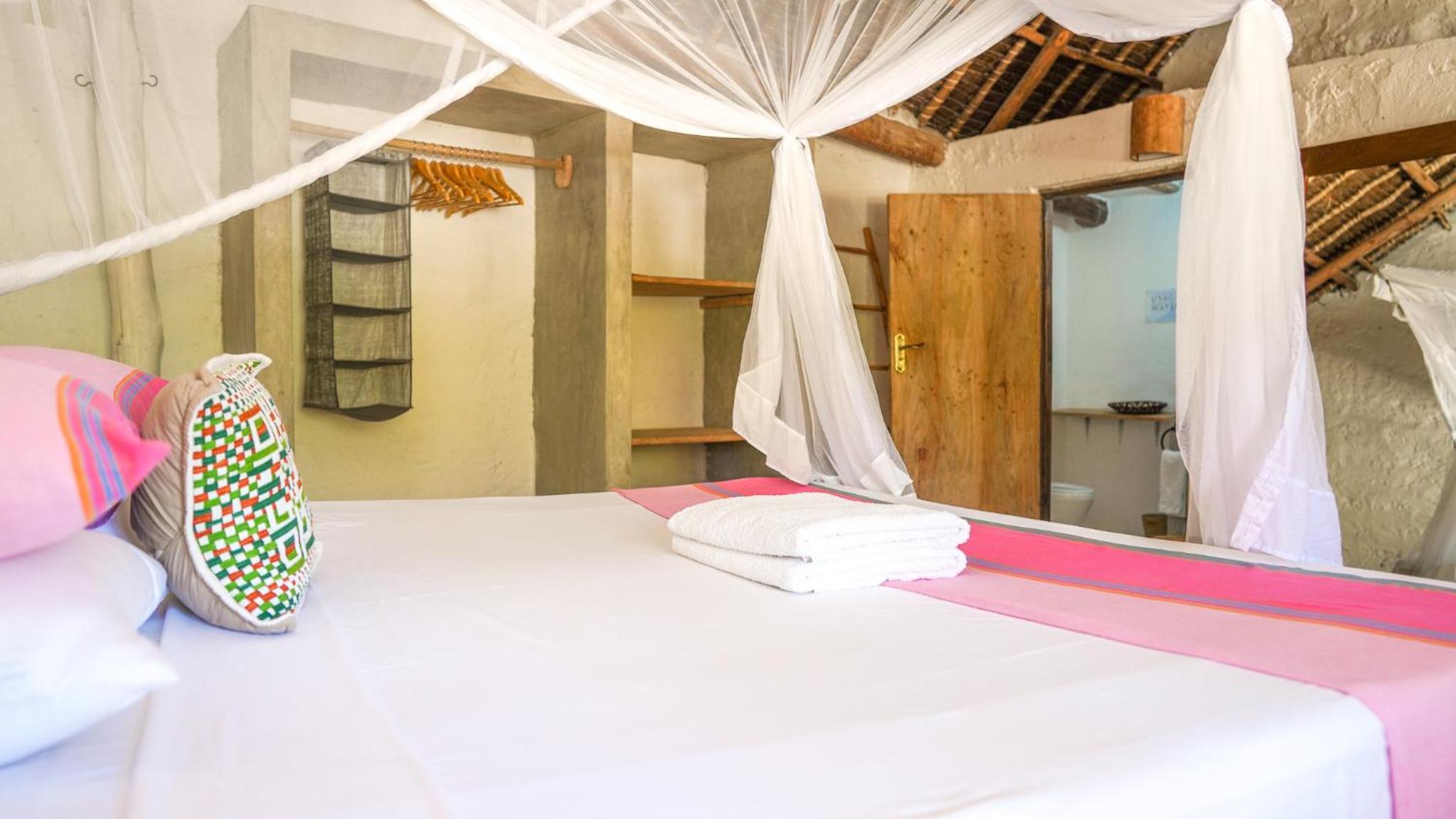 Deluxe Double Room with Shower photo 2