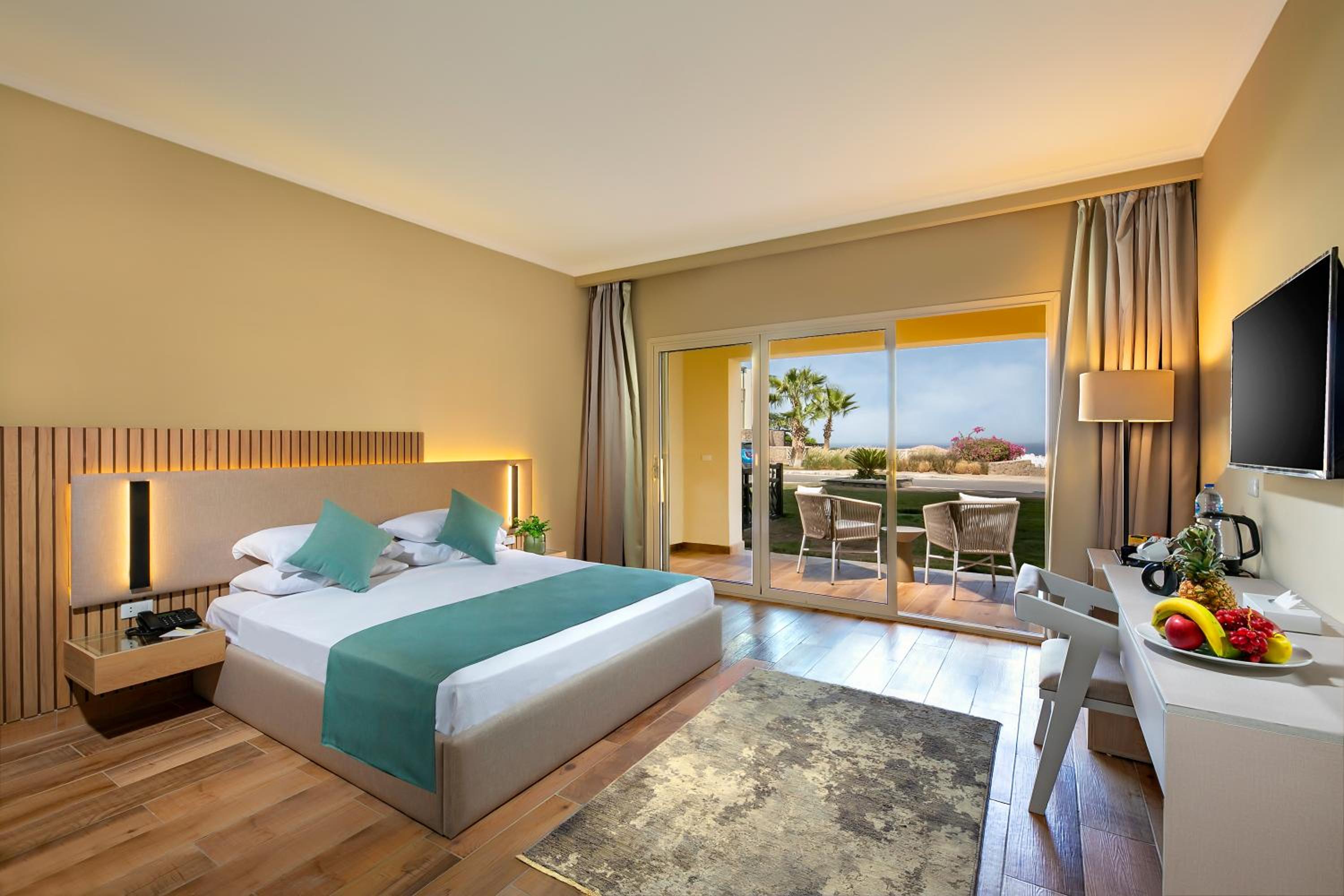 Superior King Room