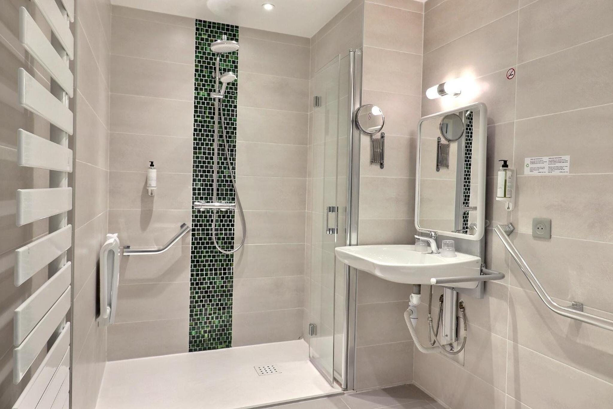 Apartment With Jacuzzi (2 Adults) photo 2