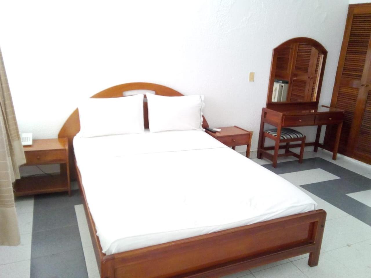 Economic Double Room with Fan photo 1