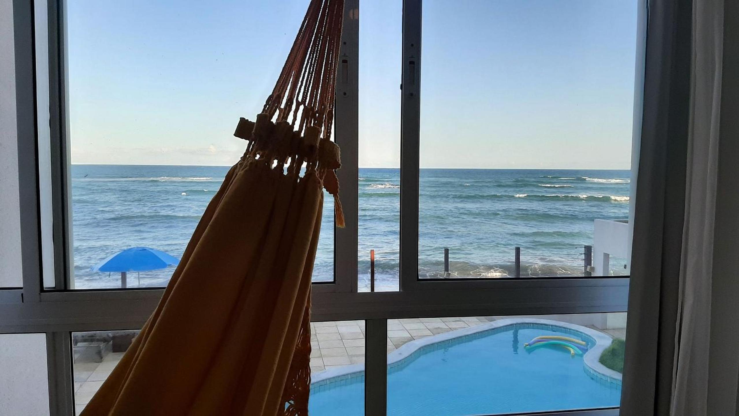 Deluxe Suite with Sea View photo 2
