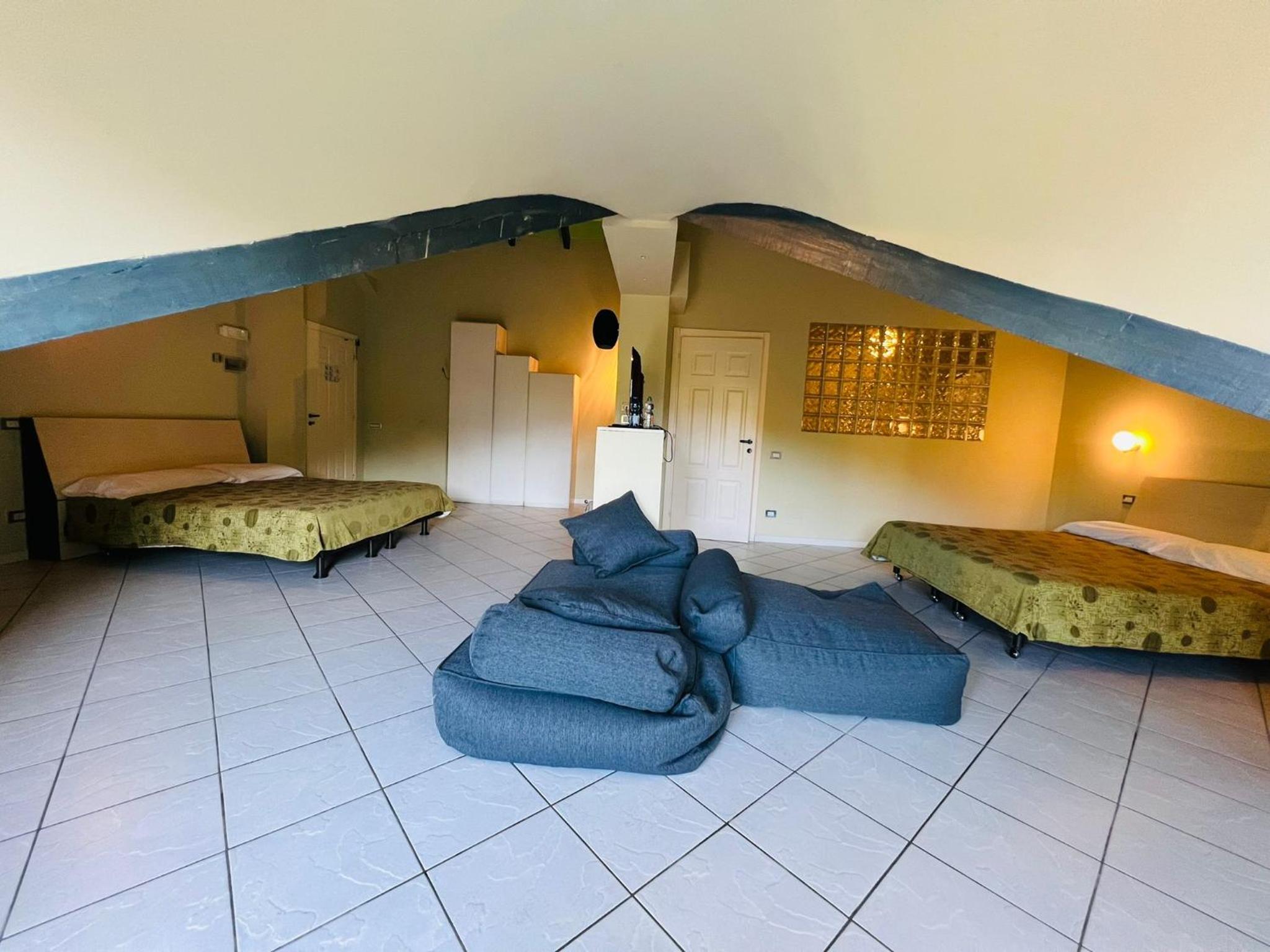 Deluxe Queen Room