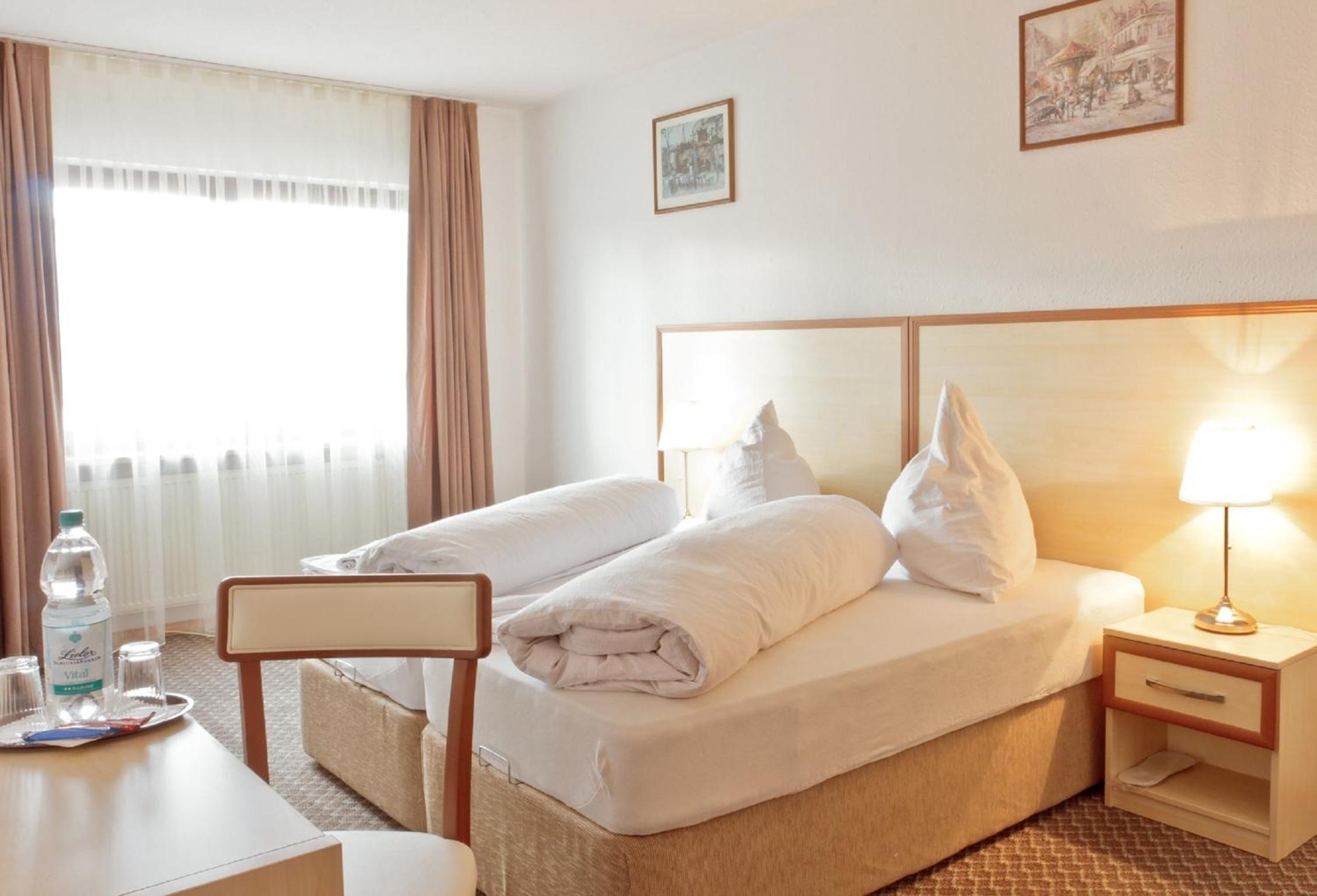 Twin Double Room (Self Check-in after 19:30 PM) photo 1