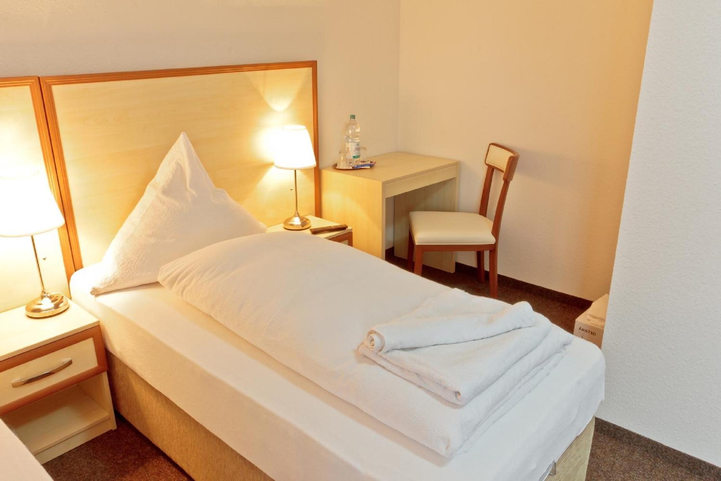 Standard Single Room (Self Check-in after 19:30 PM) photo 1