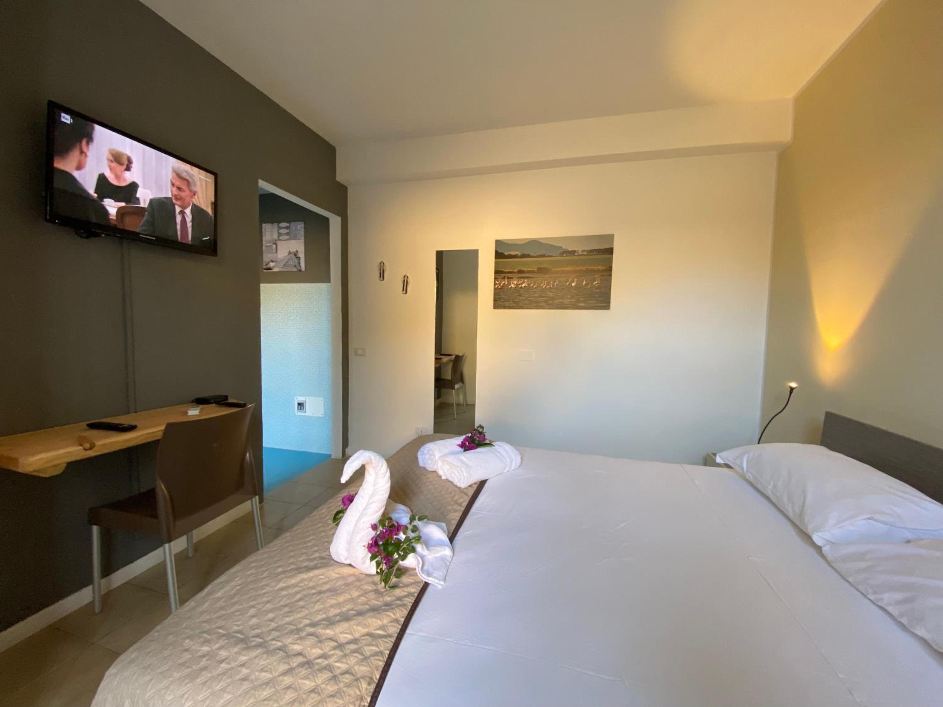 Budget Double Room photo 1