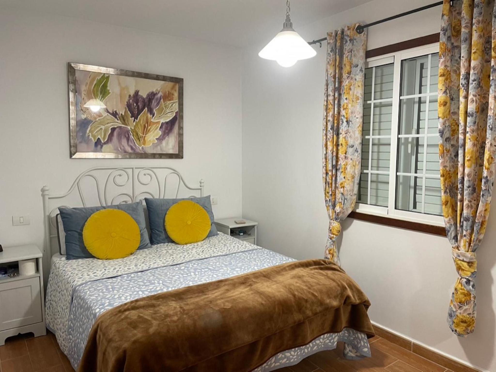Three-Bedroom Townhouse photo 2