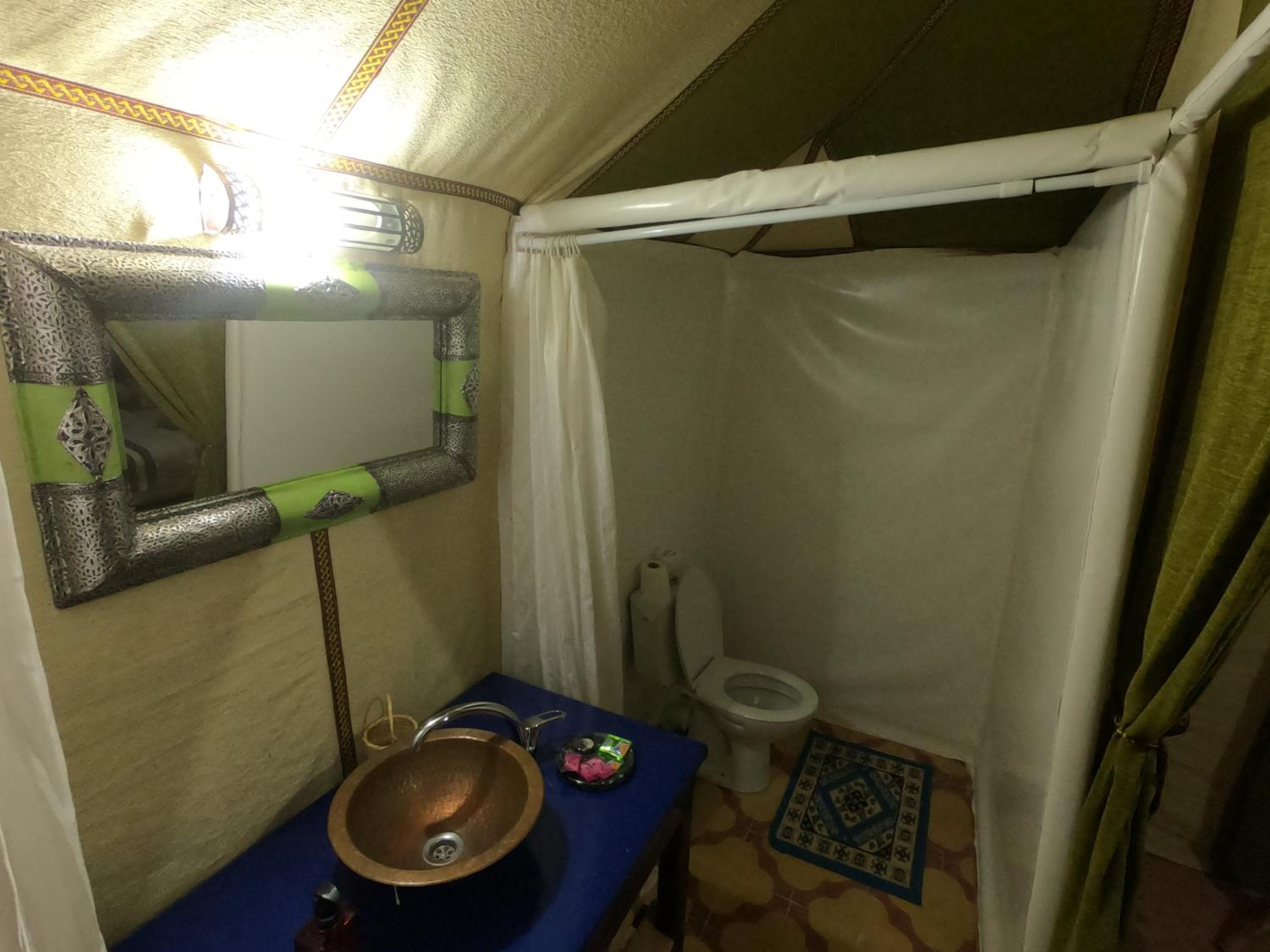 Tent Deluxe (2 Adults) - Photo 1