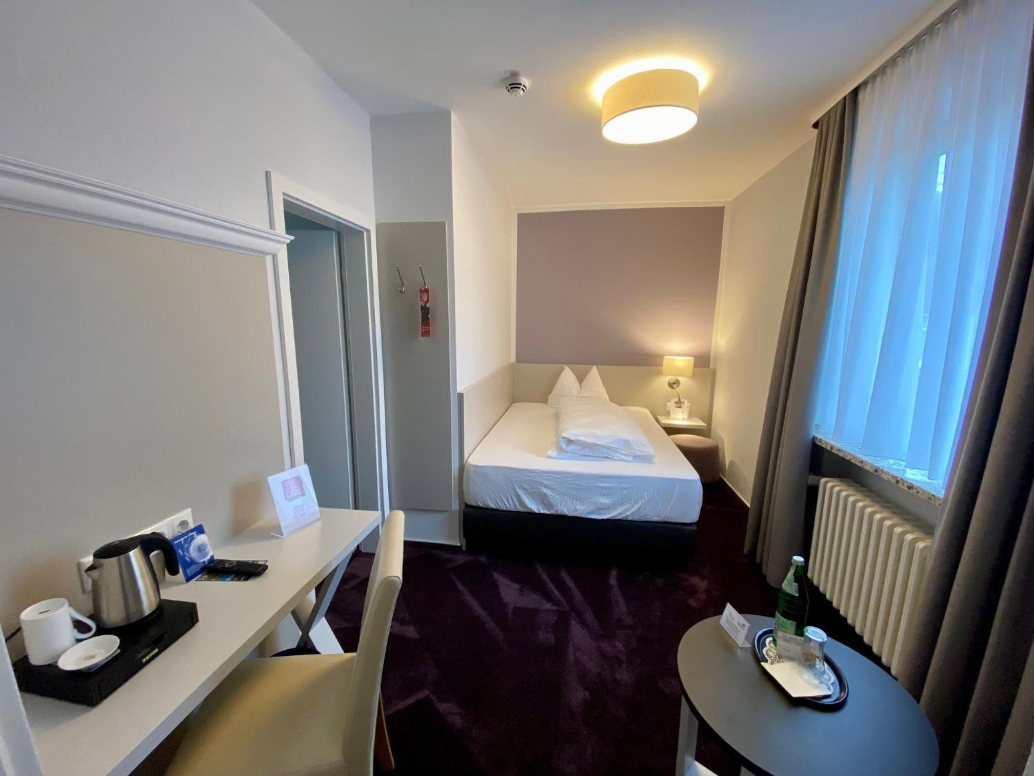 Deluxe Single Room photo 3
