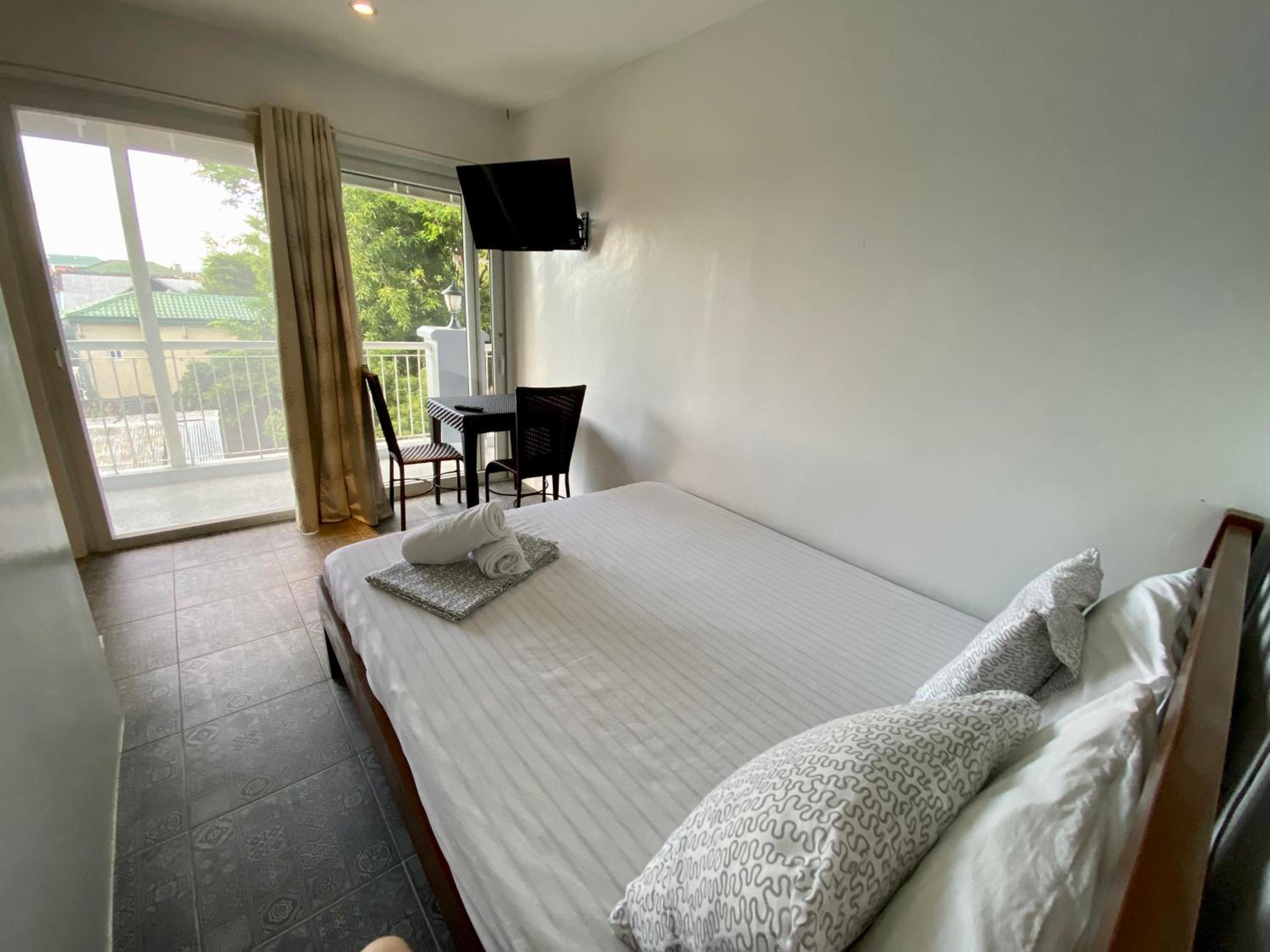 Double Room with Balcony photo 2