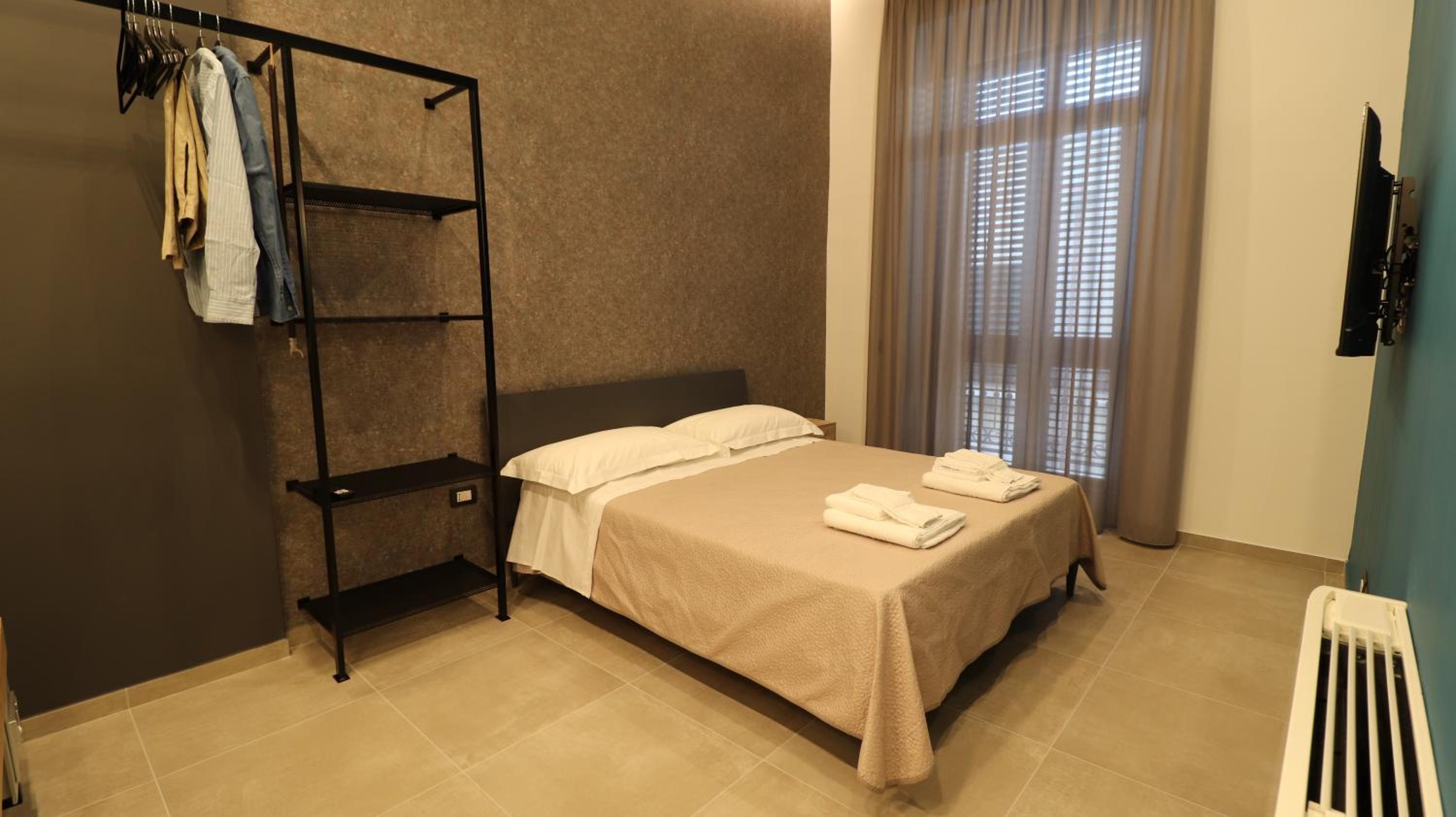 Studio Apartment photo 1