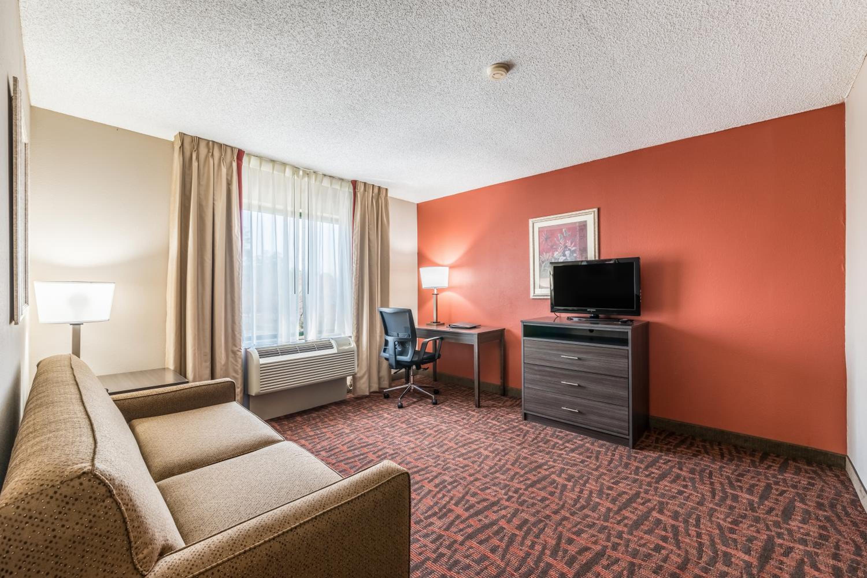 King Suite - Photo 6