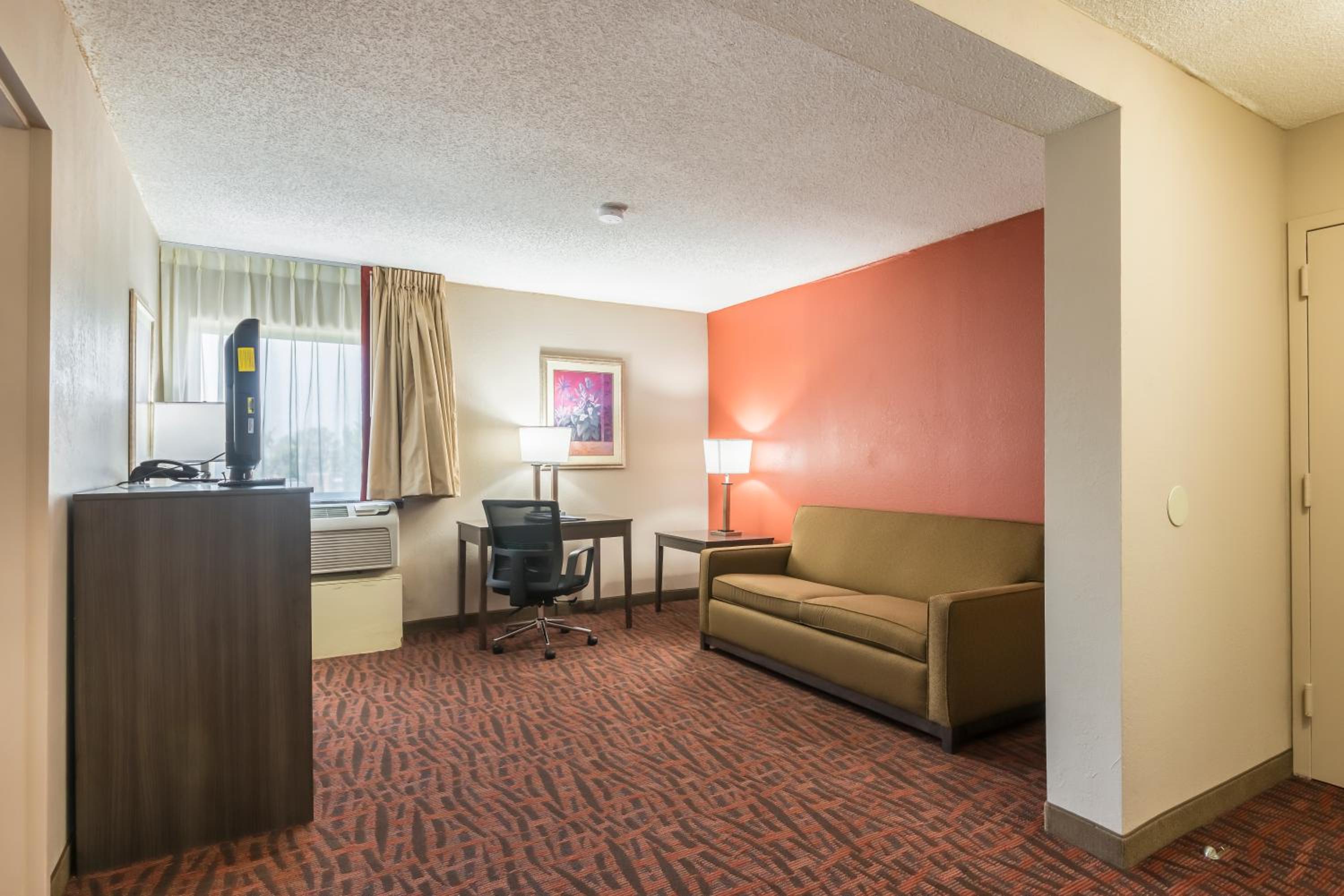 King Suite - Photo 4