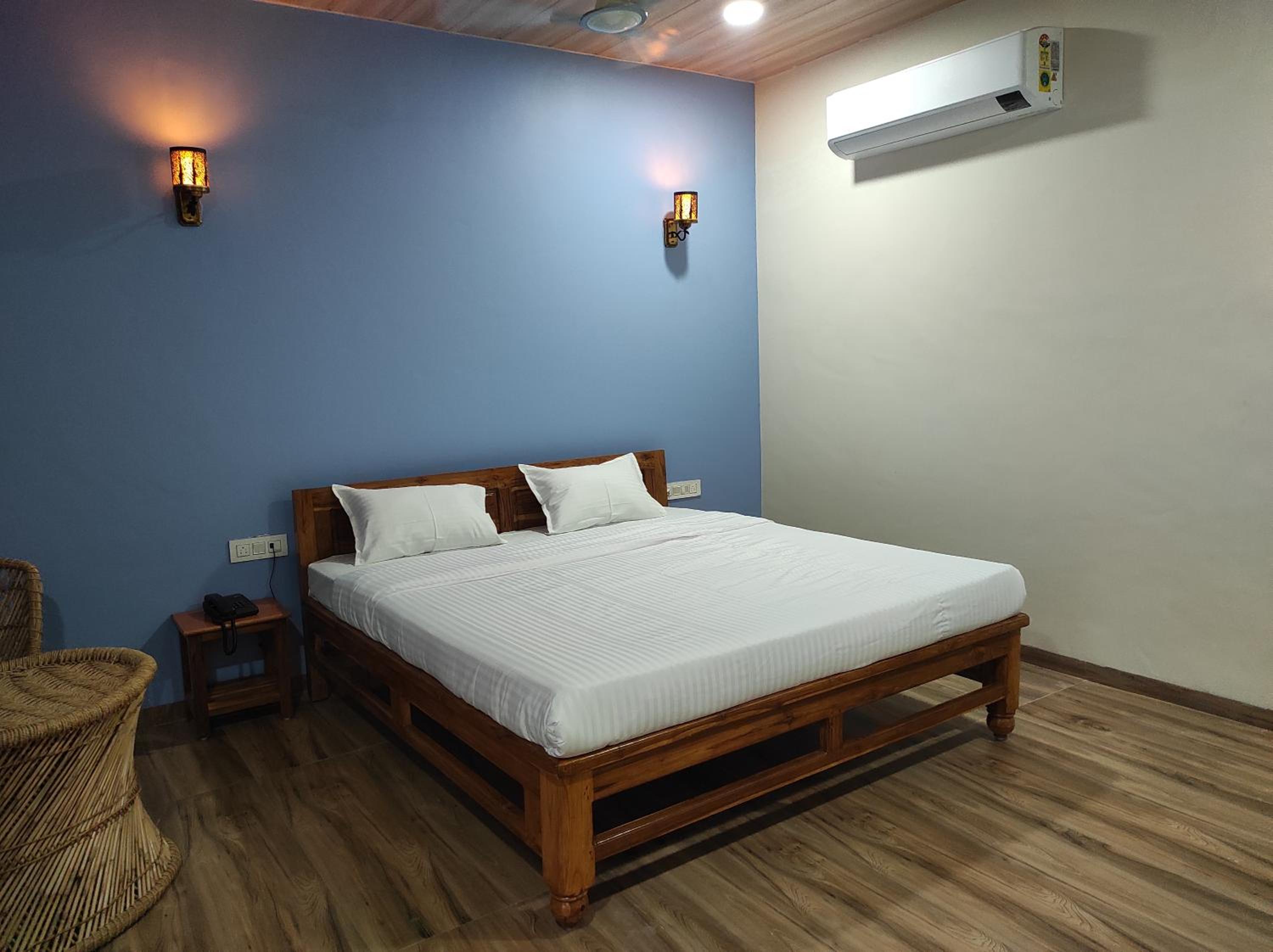 Deluxe Double Room photo 2