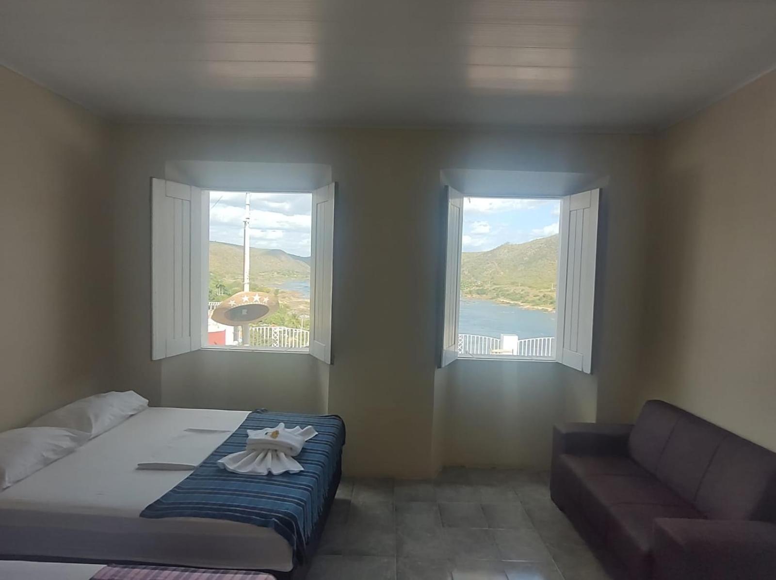 Triple Room with City View