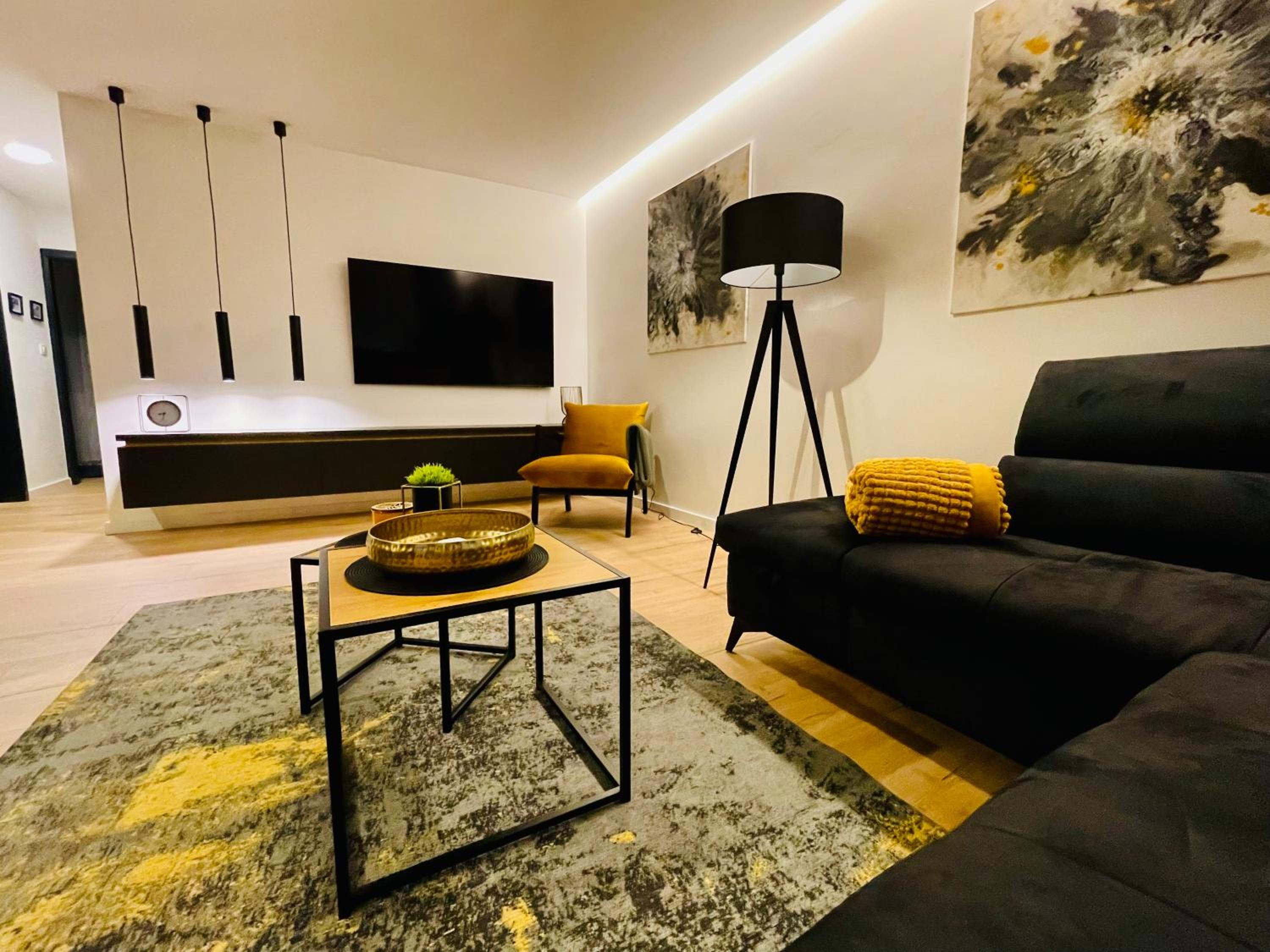 Two-Bedroom Apartment - Photo 2