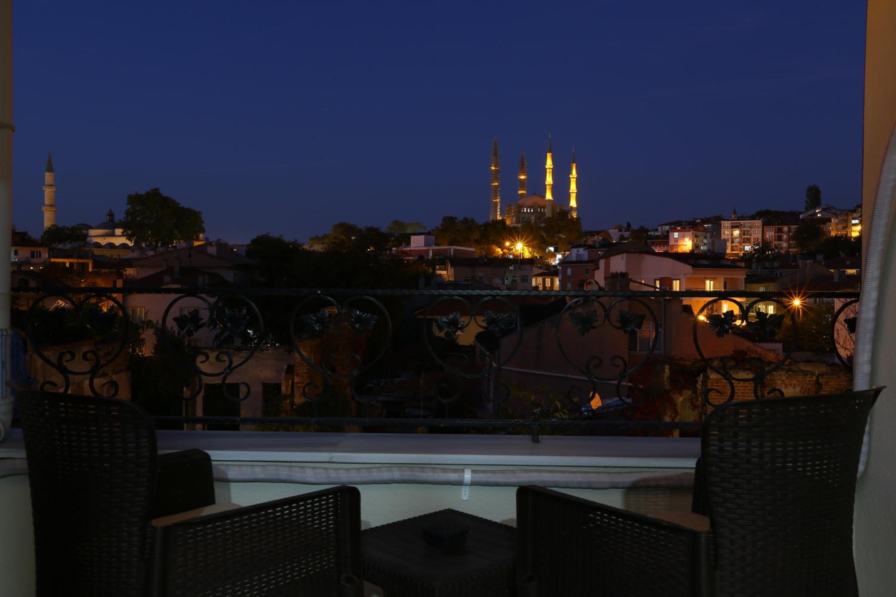 Double Room with Terrace - Photo 10