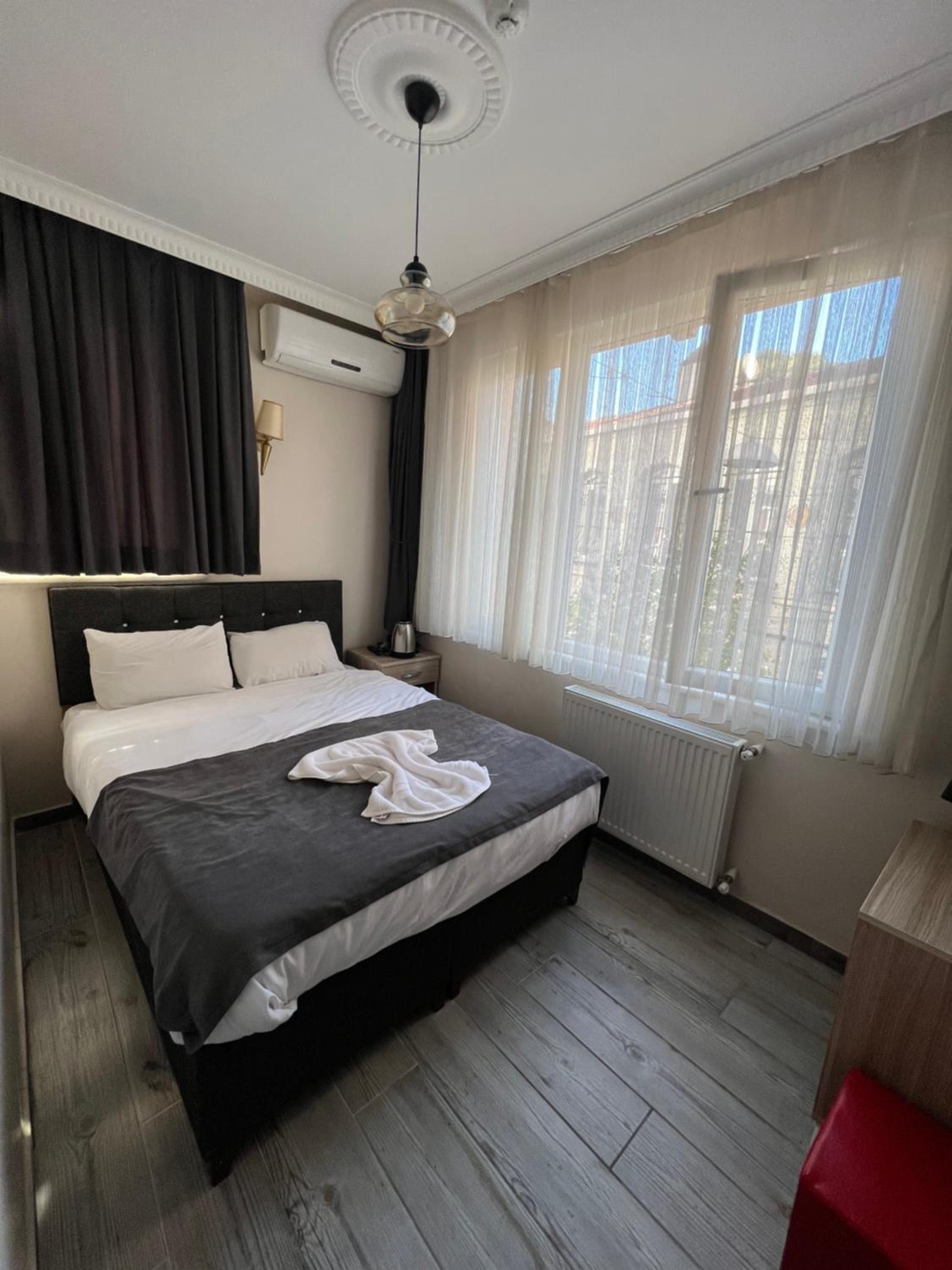 Standard Double Room photo 1