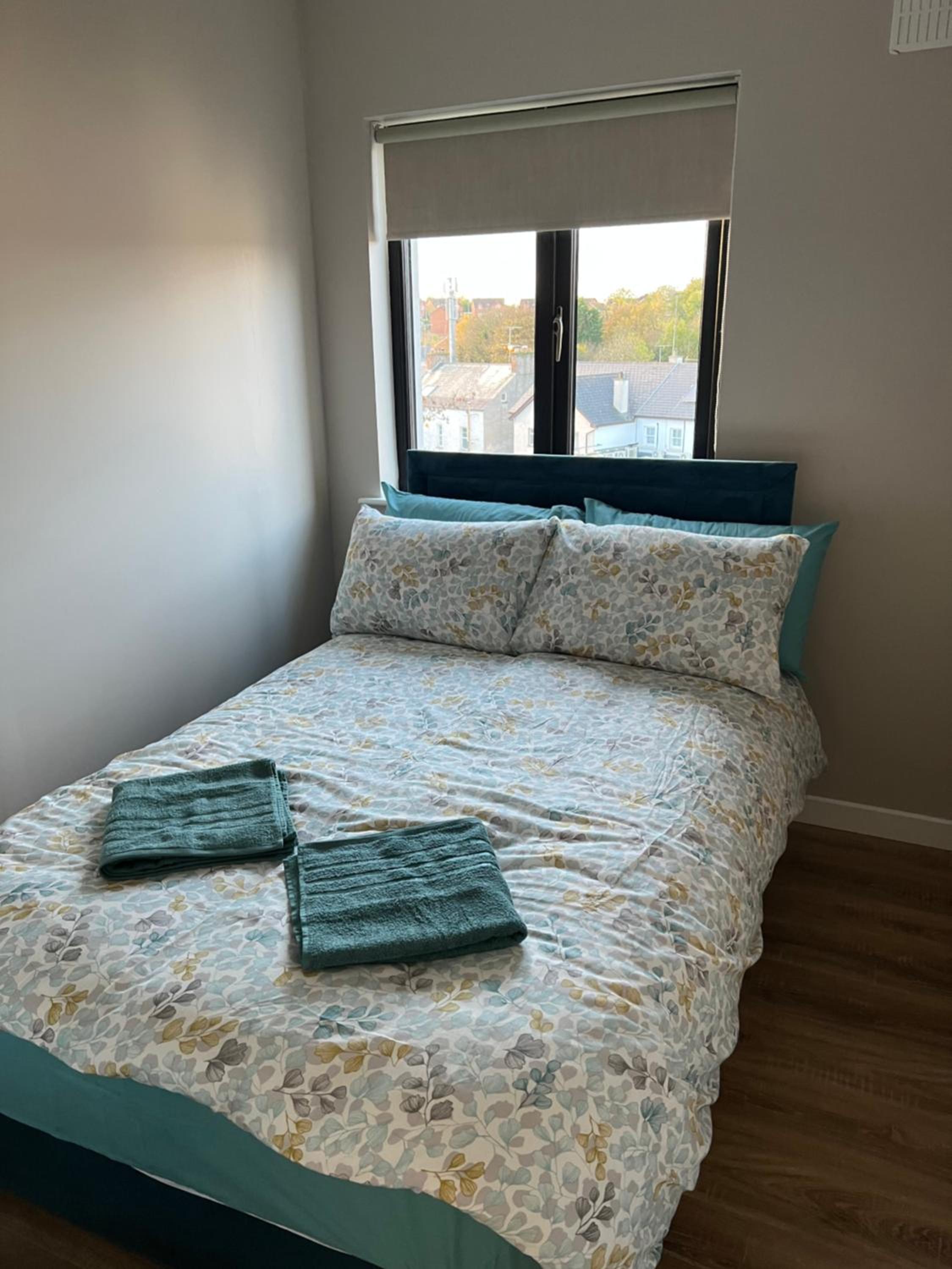Two-Bedroom Apartment - Photo 9