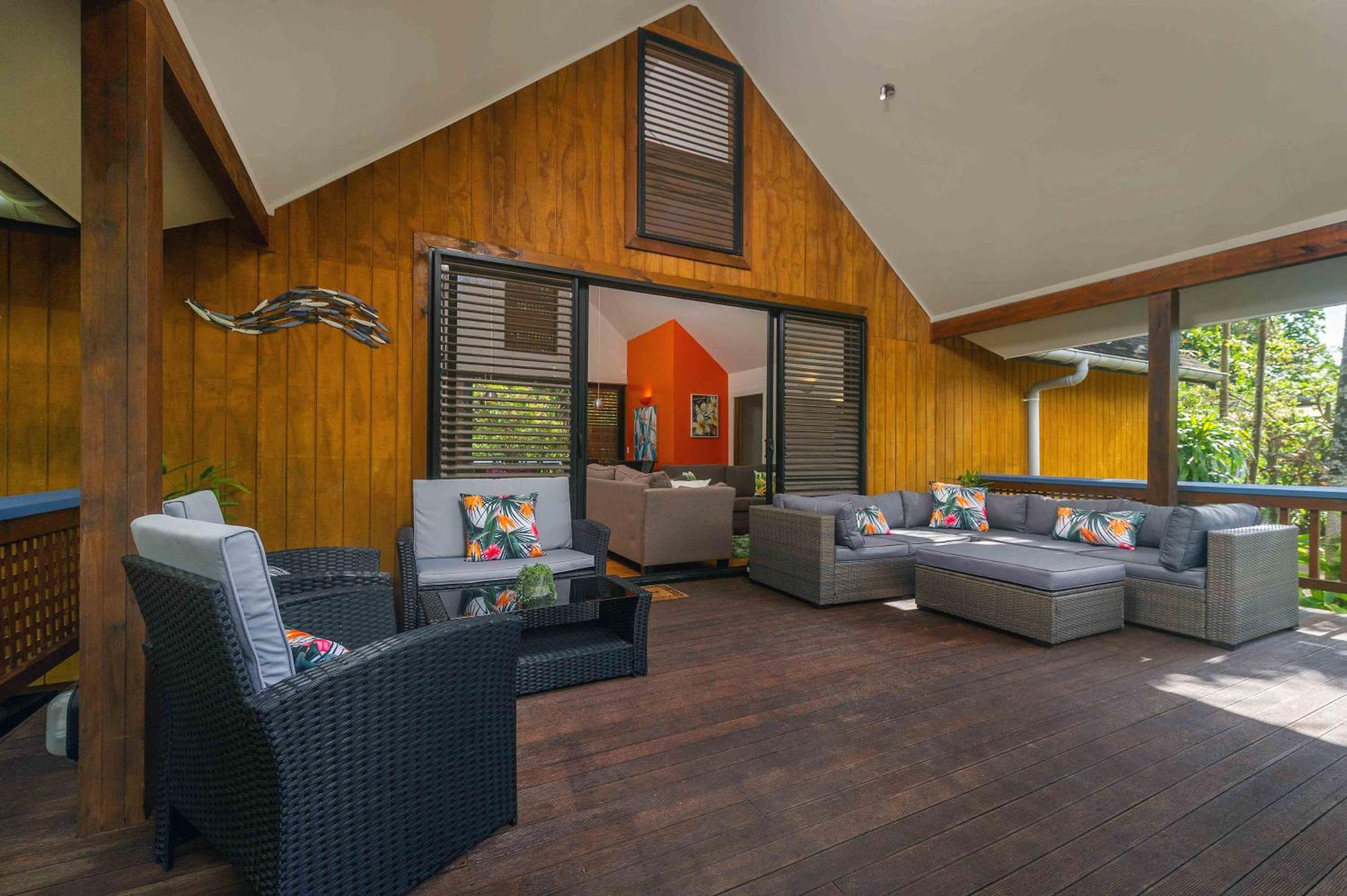 Two-Bedroom House photo 2