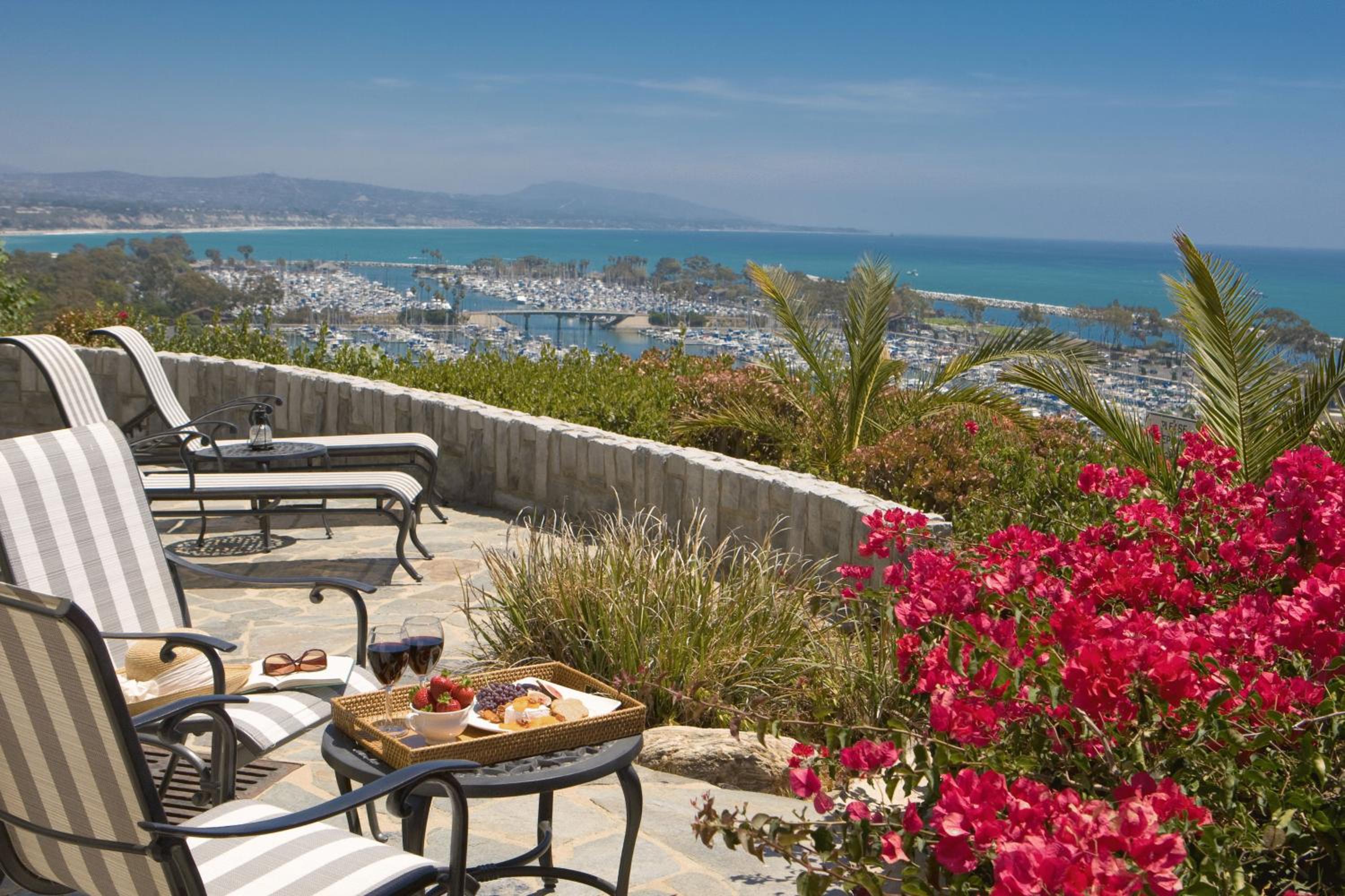 Pacific Edge Deluxe + Patio - Photo 2