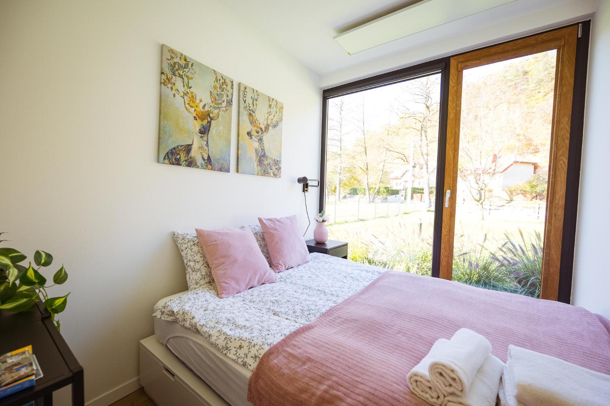 One-Bedroom House photo 3