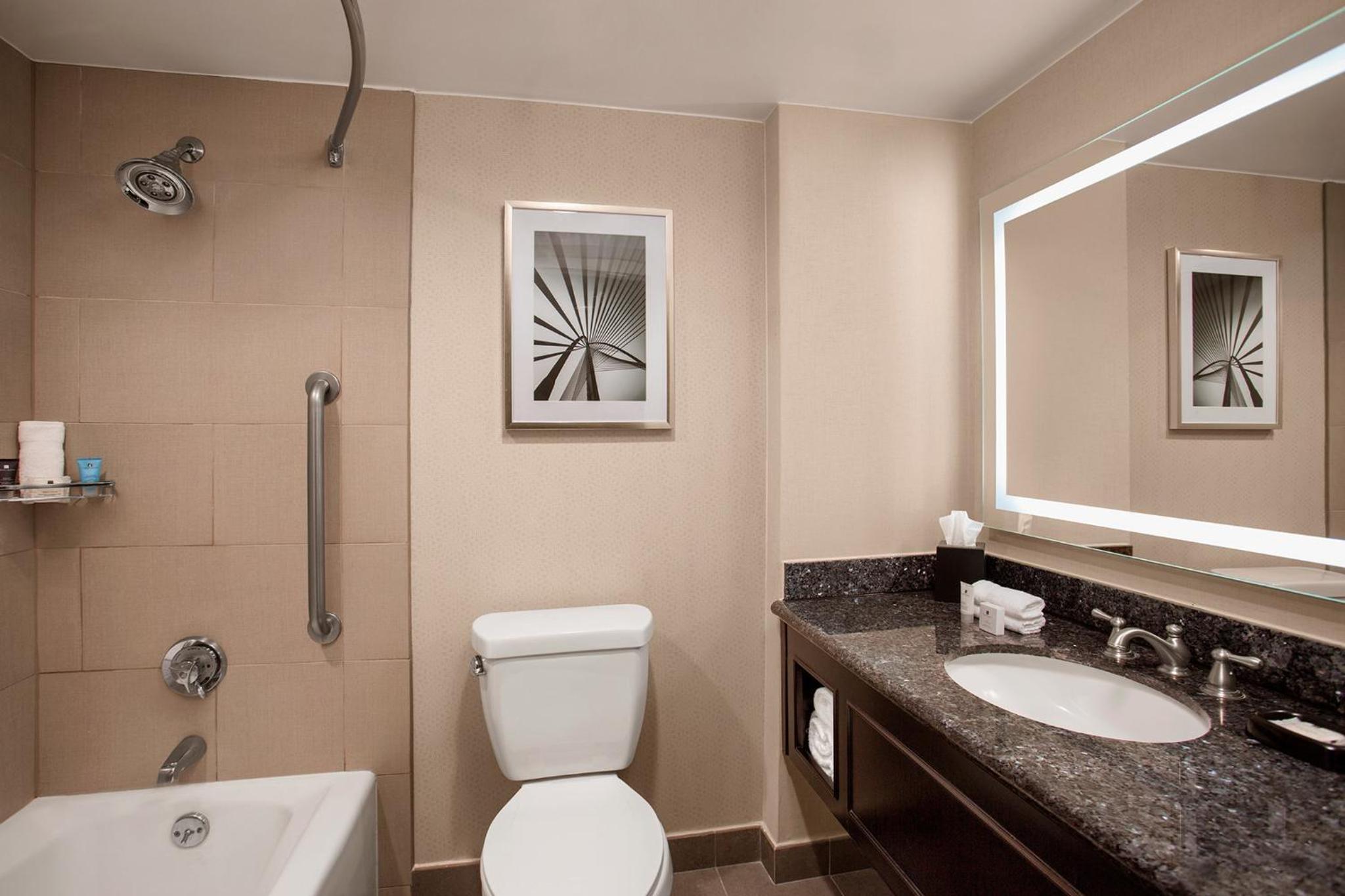 Standard Double Room with Two Double Beds - Photo 2