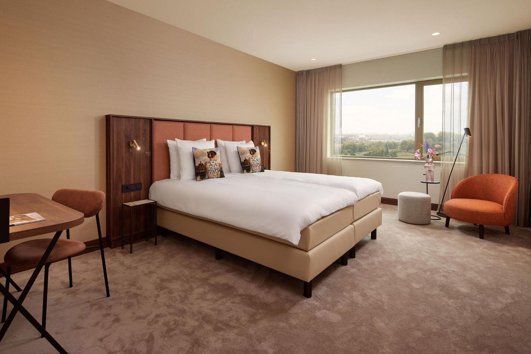 Deluxe Disabled Twin Room