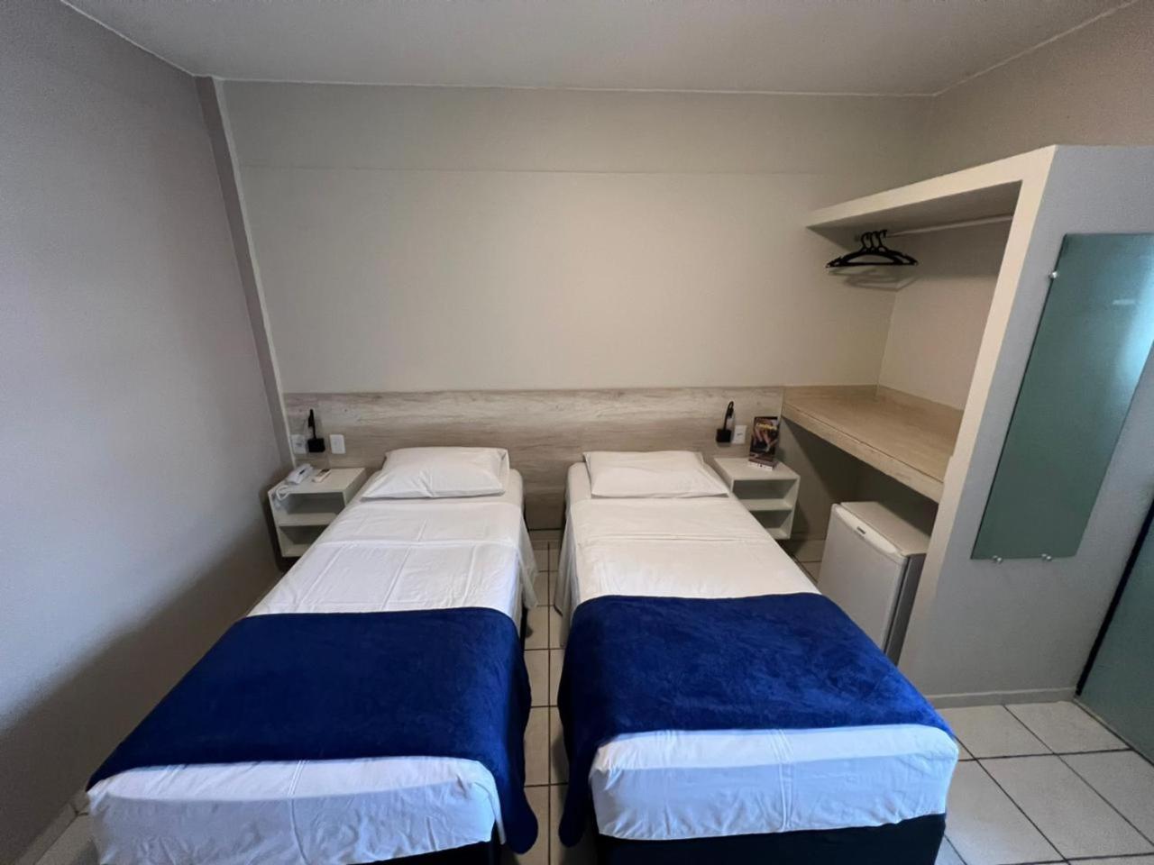 Budget Double Room - Photo 5