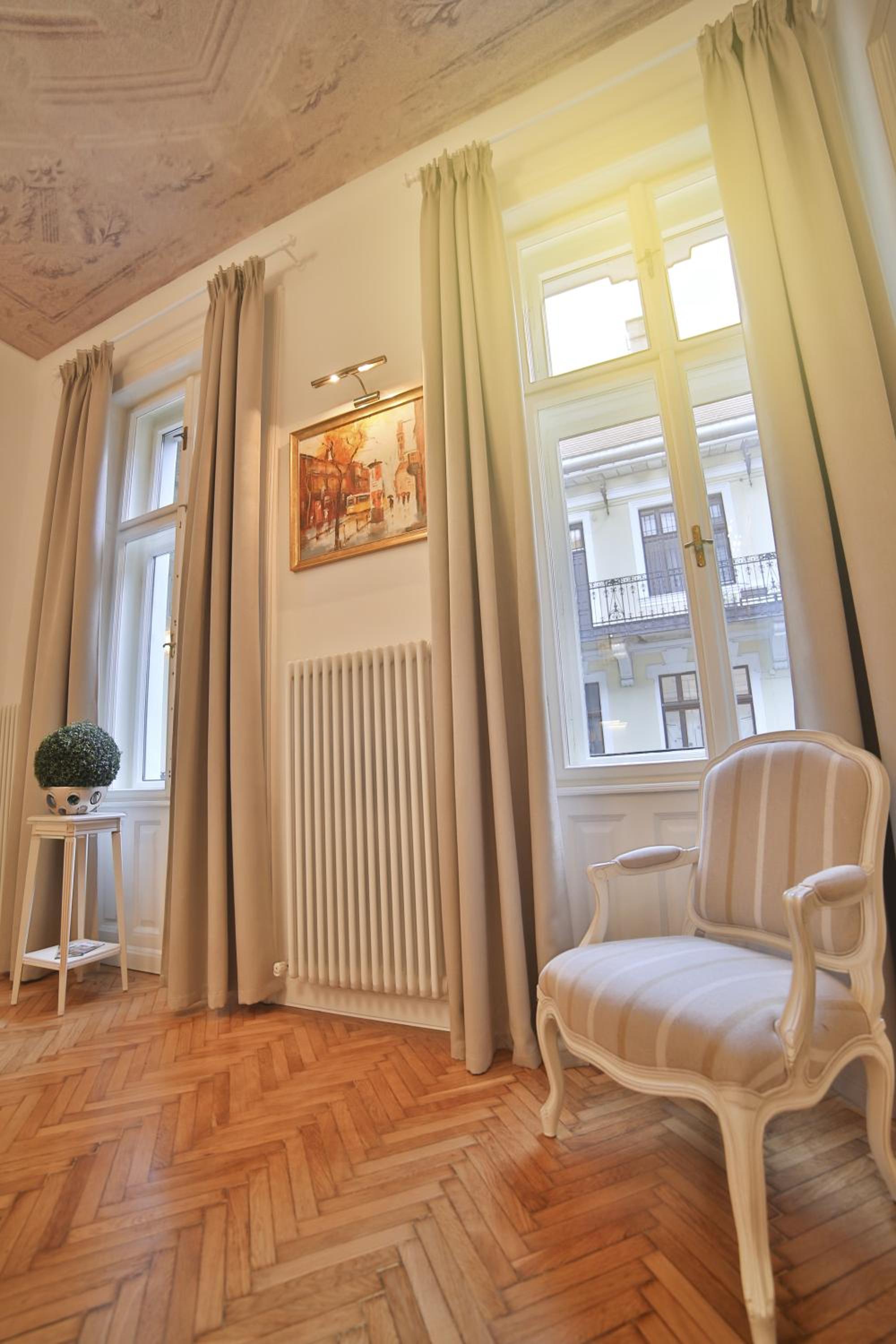 Two-Bedroom Apartment - Photo 1