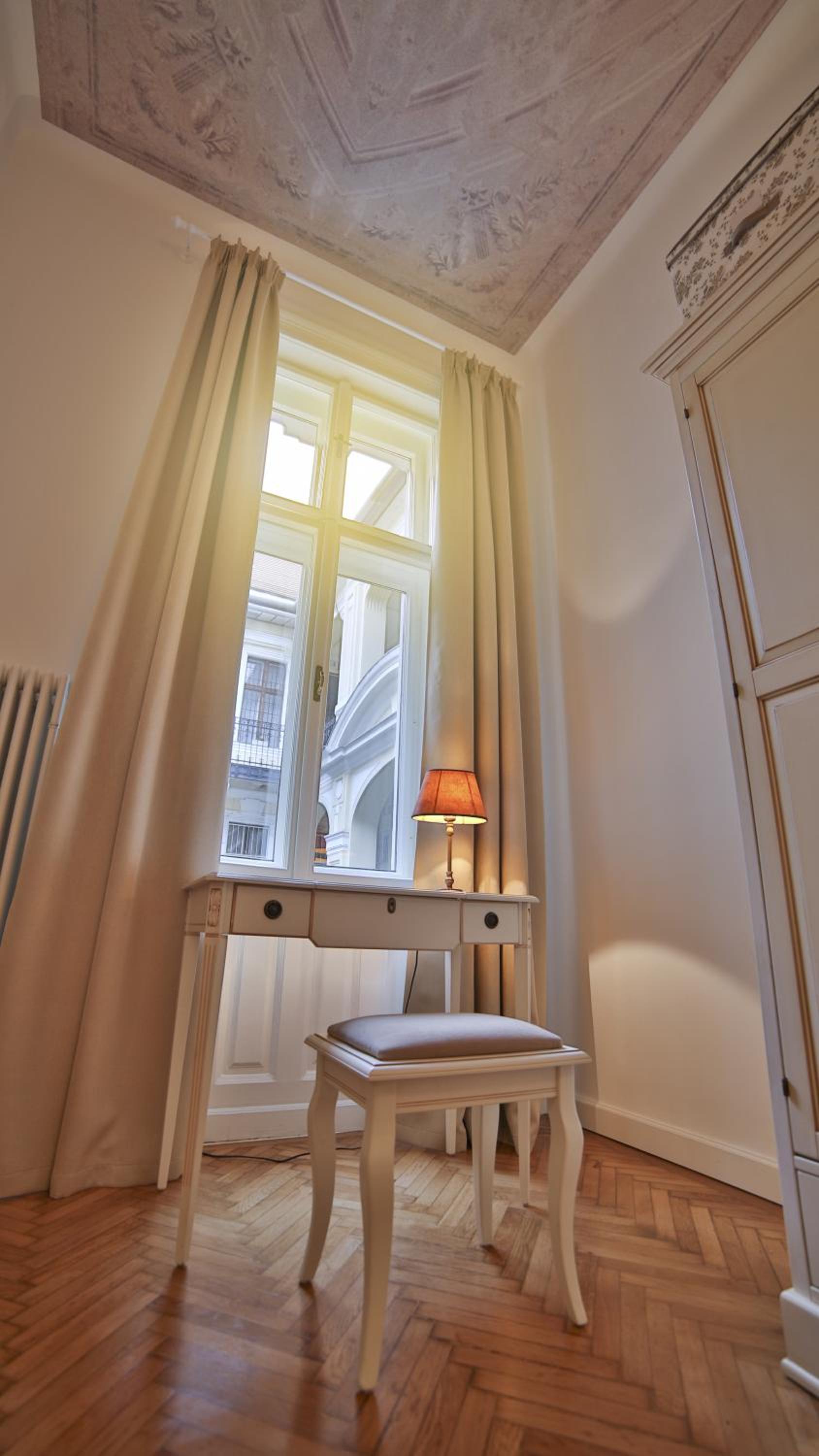 Two-Bedroom Apartment - Photo 14