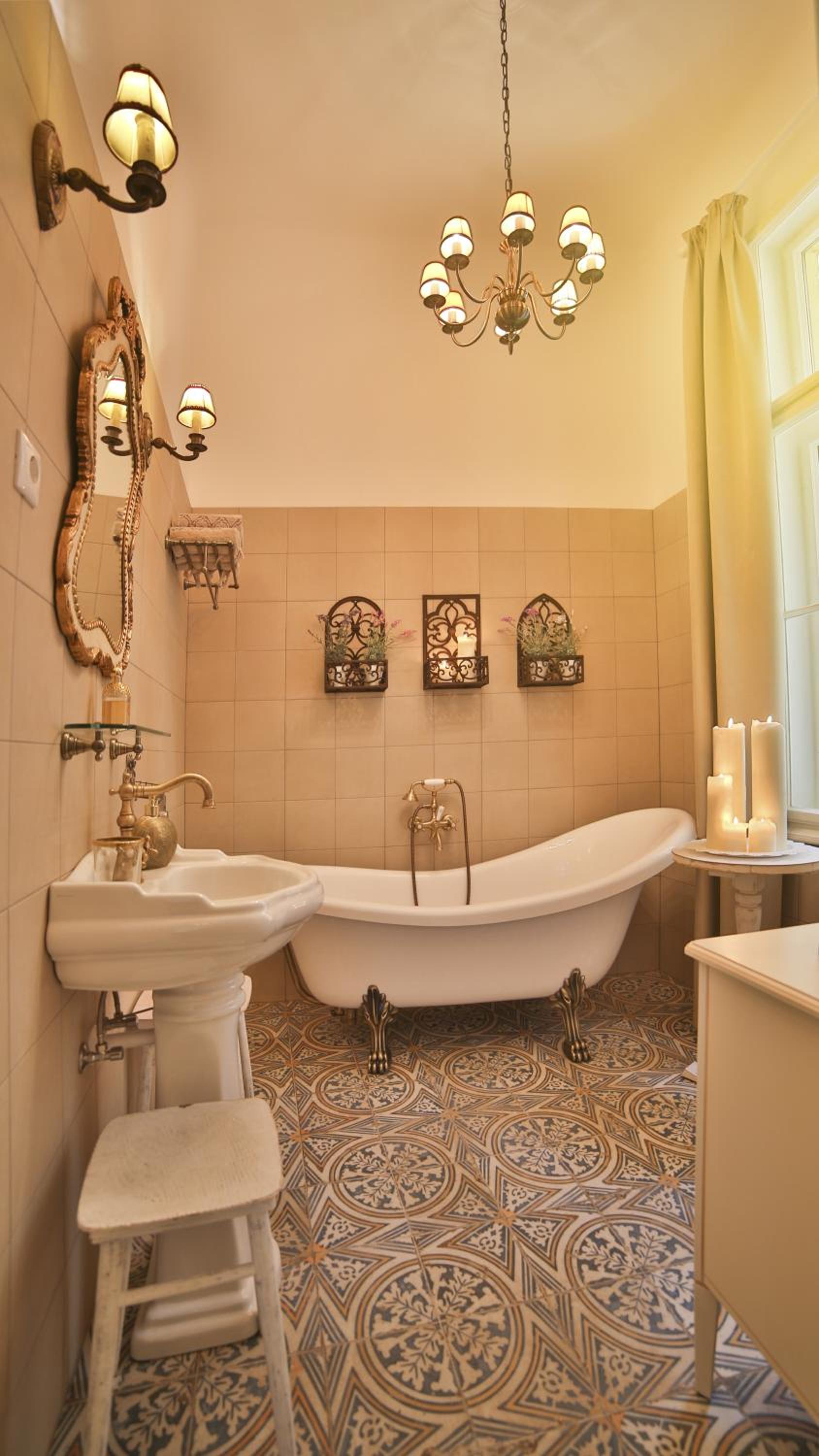 Two-Bedroom Apartment - Photo 9