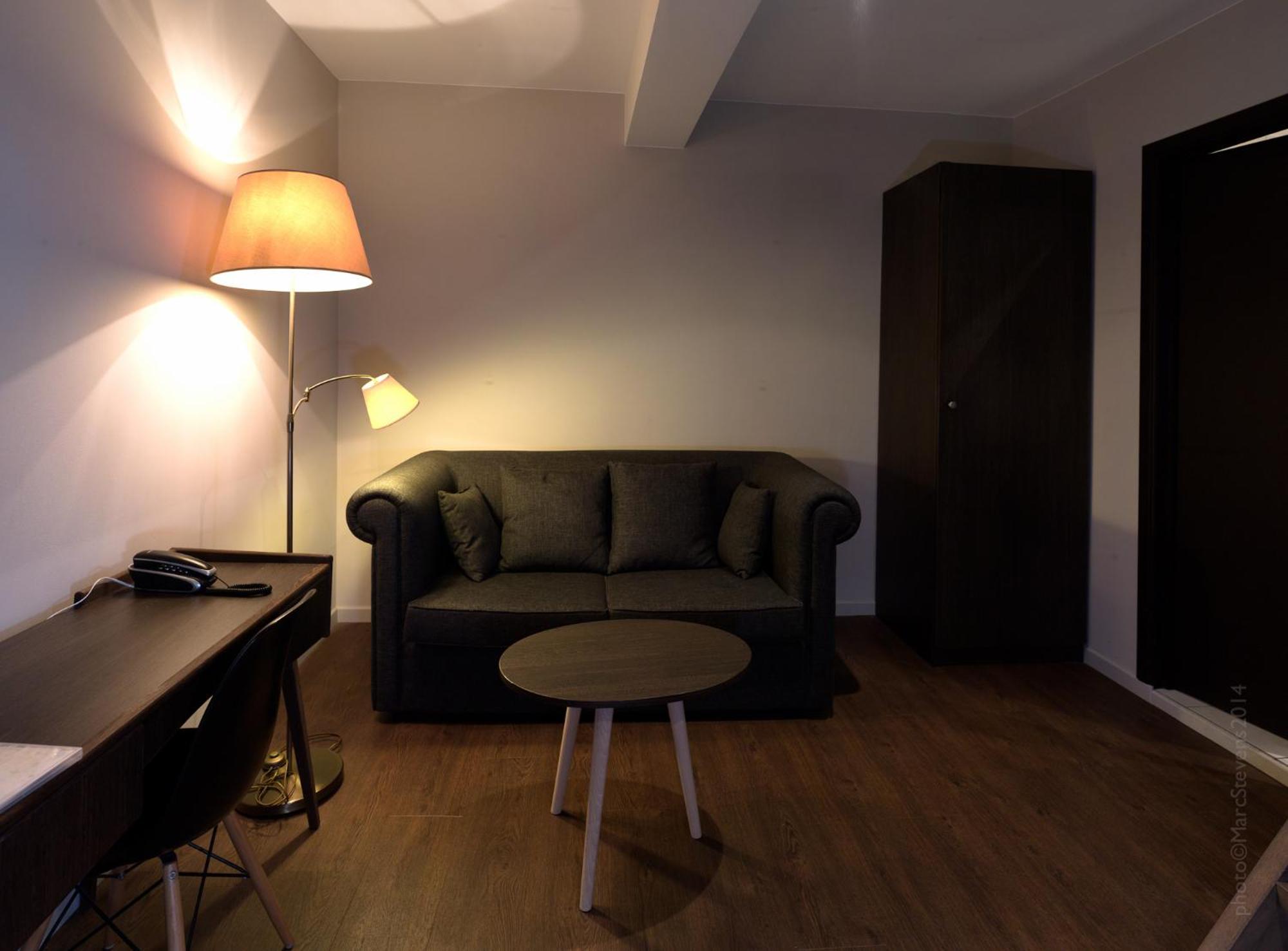 Double Room with View - Photo 9