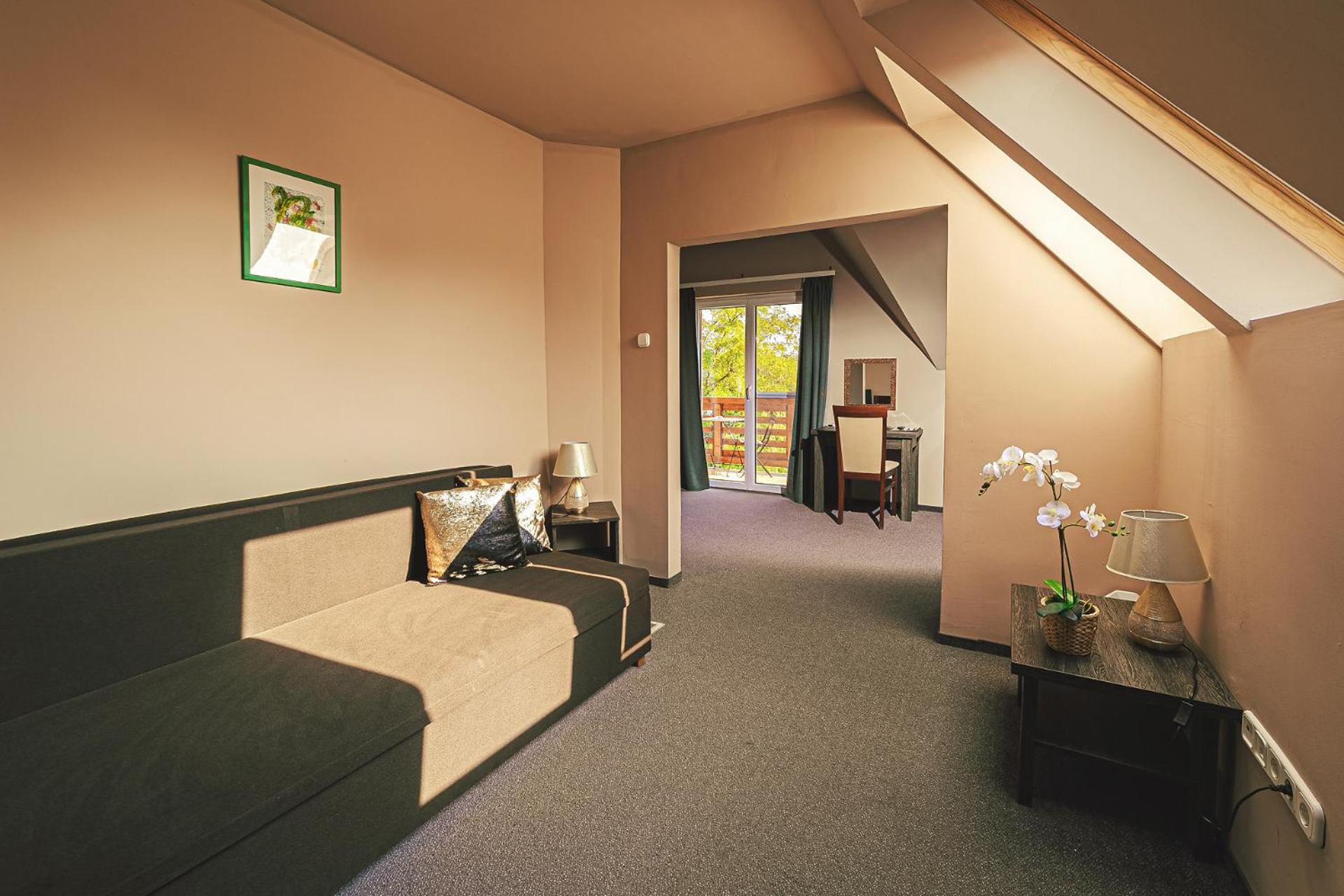 Deluxe Double or Twin Room with River View - Photo 1